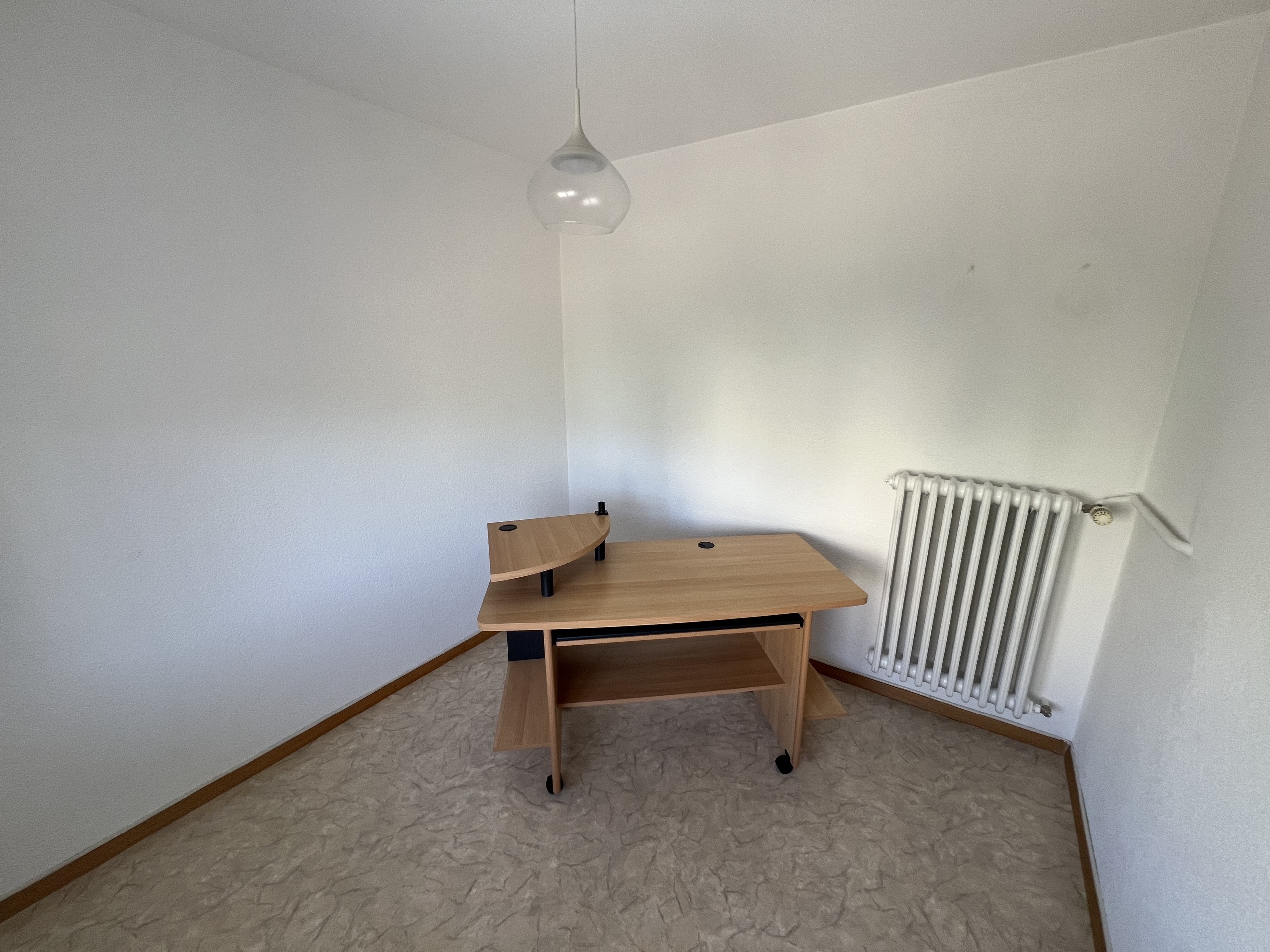 Chambre d'enfant ou bureau Chambre d'enfant ou bureau