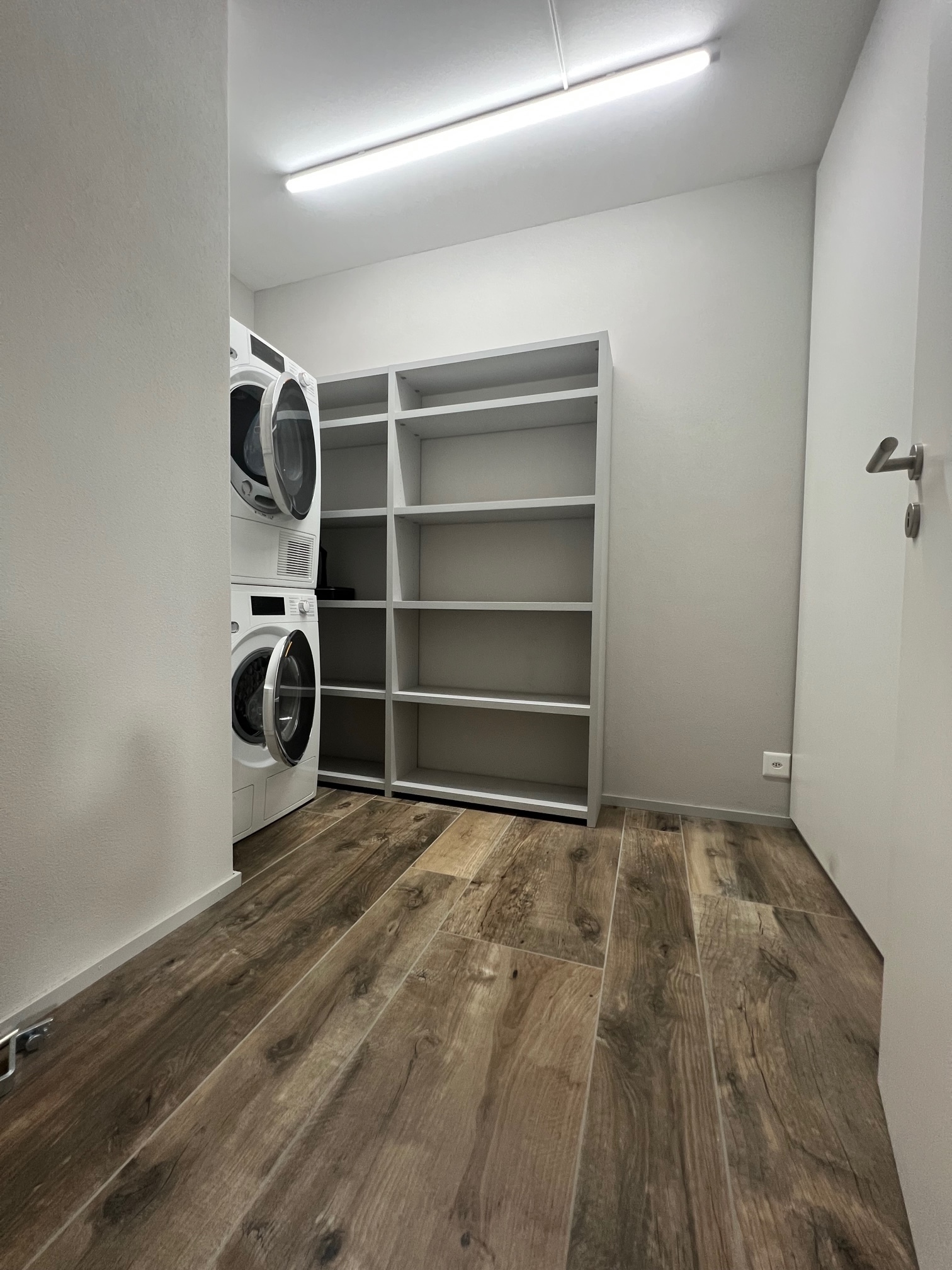 Das Praktische Reduit mit Waschturm Das Praktische Reduit mit Waschturm