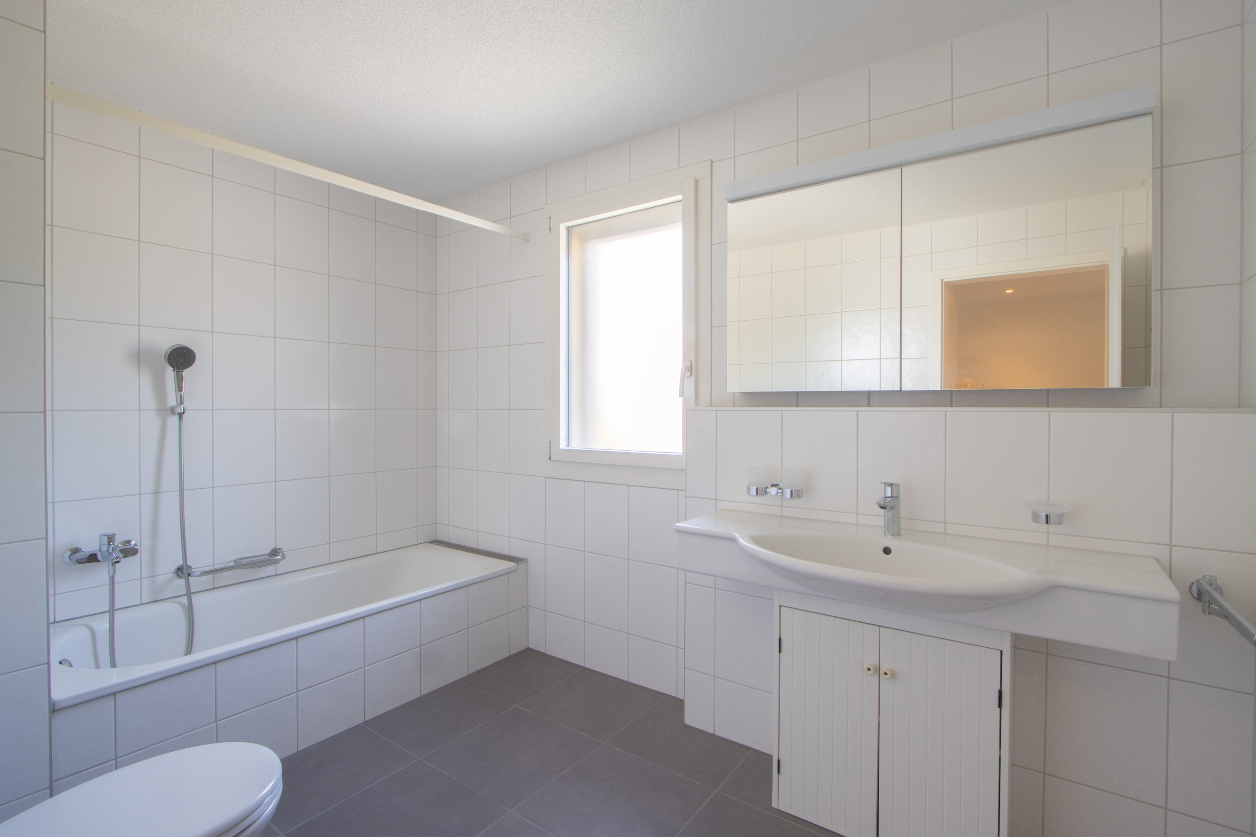 Interior view 6