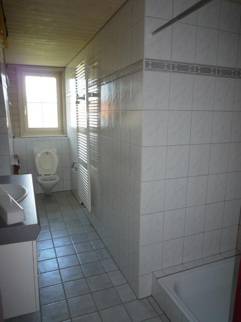 Picture 4