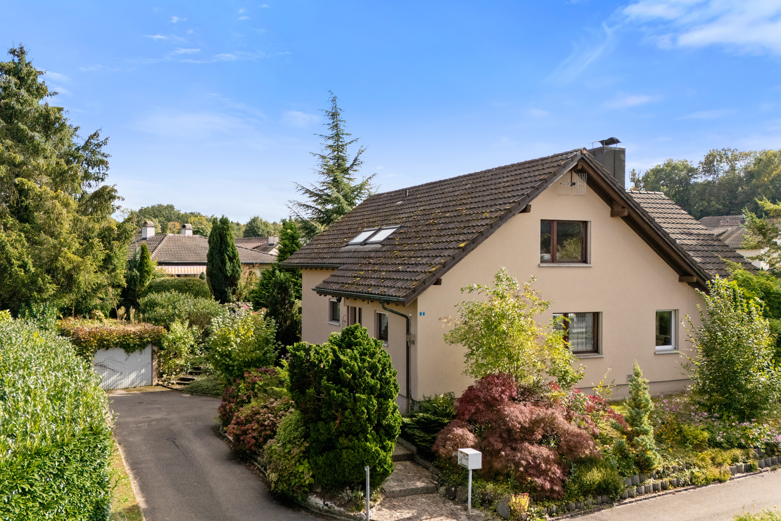 Grosszügiger Familien-Wohntraum. Grosszügiger Familien-Wohntraum.