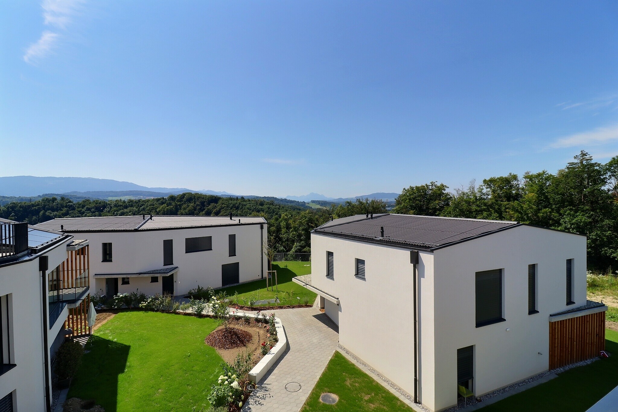 Vue depuis terrasse sur quartier Vue depuis terrasse sur quartier