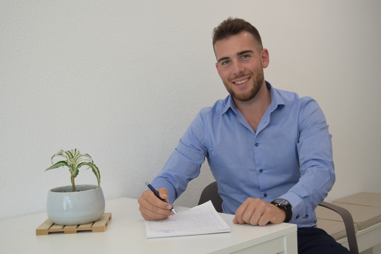Benjamin Neuschwander Benjamin Neuschwander