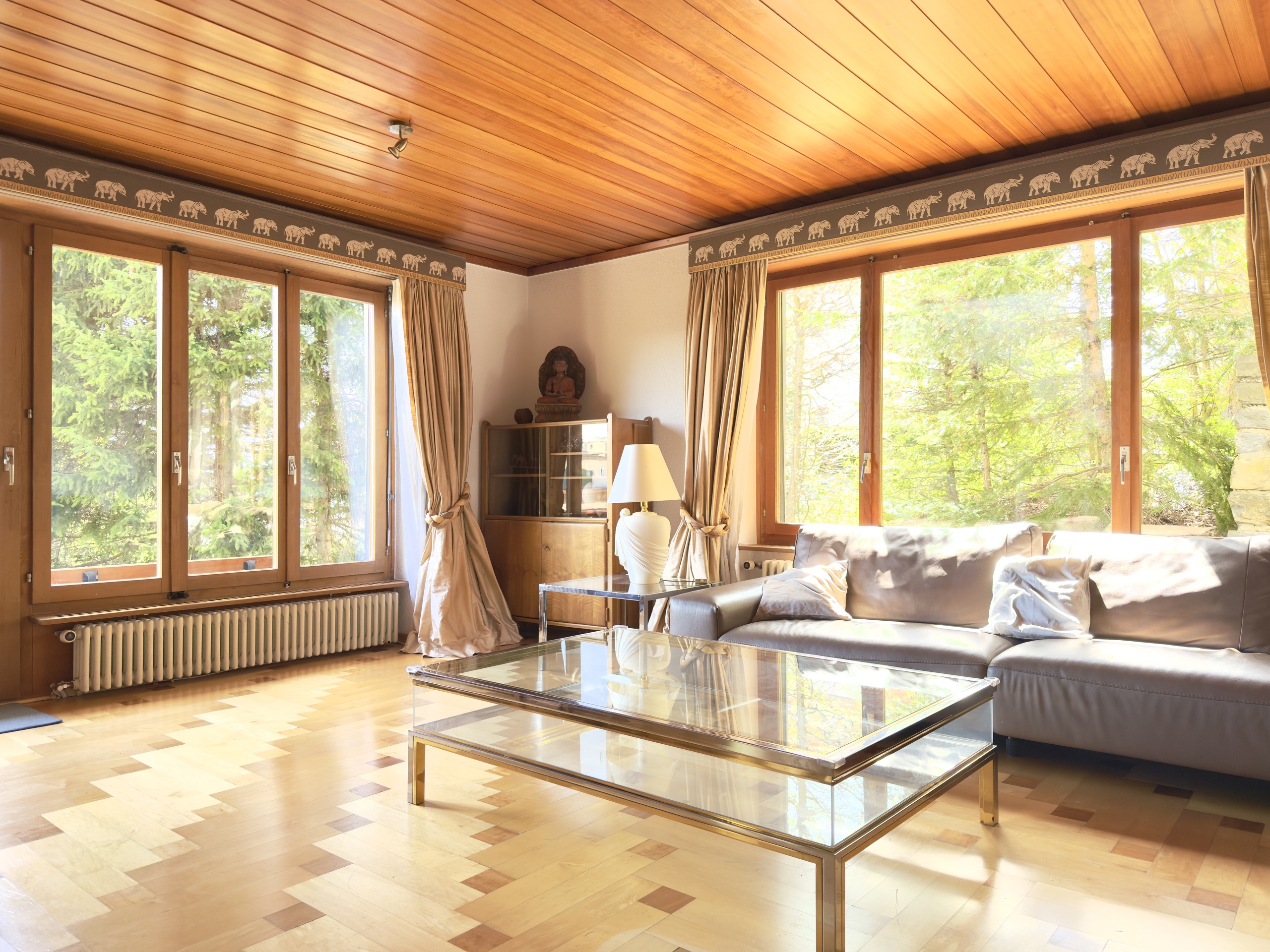 Interior view 2