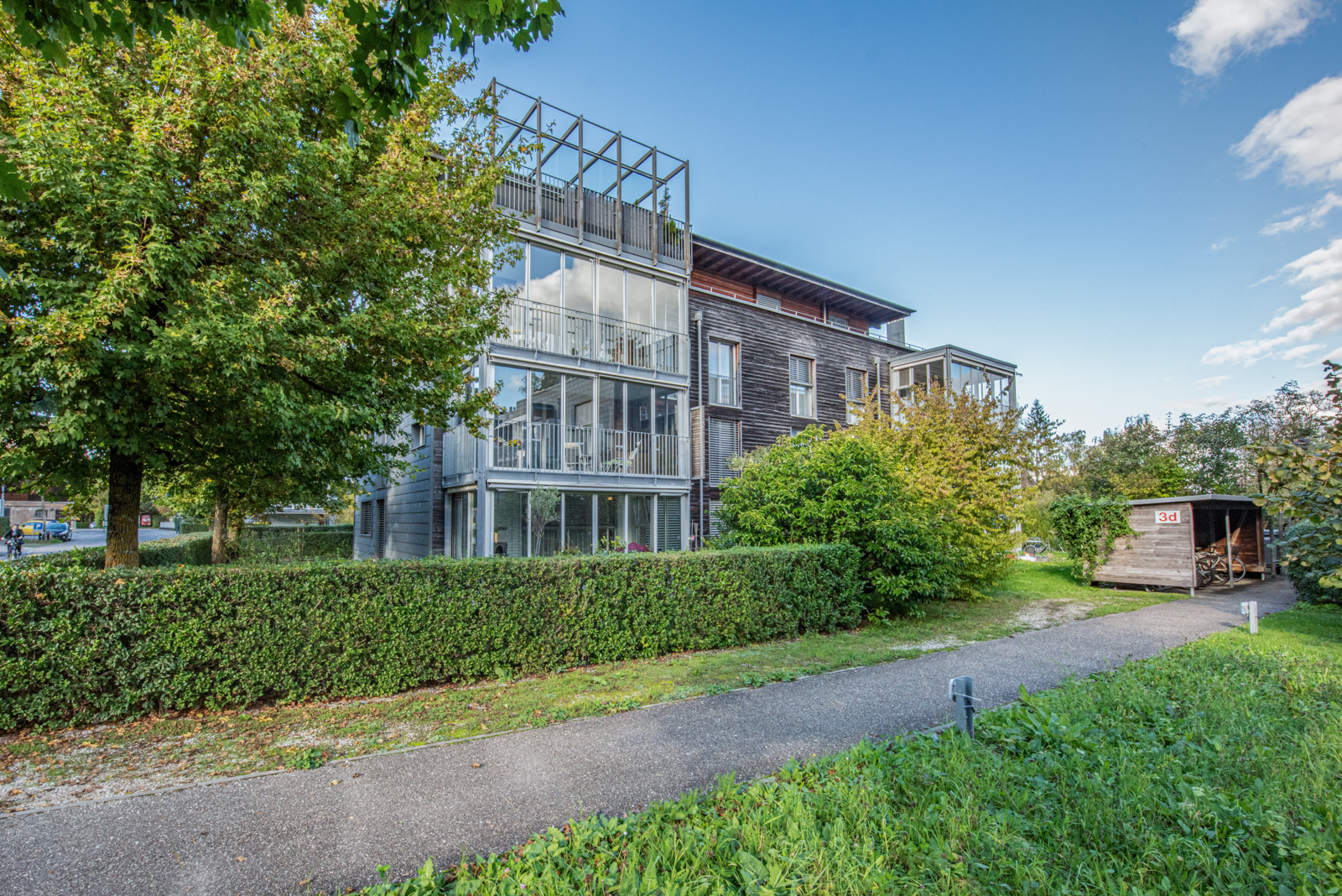 Südseite im 1. Stock. Südseite im 1. Stock.