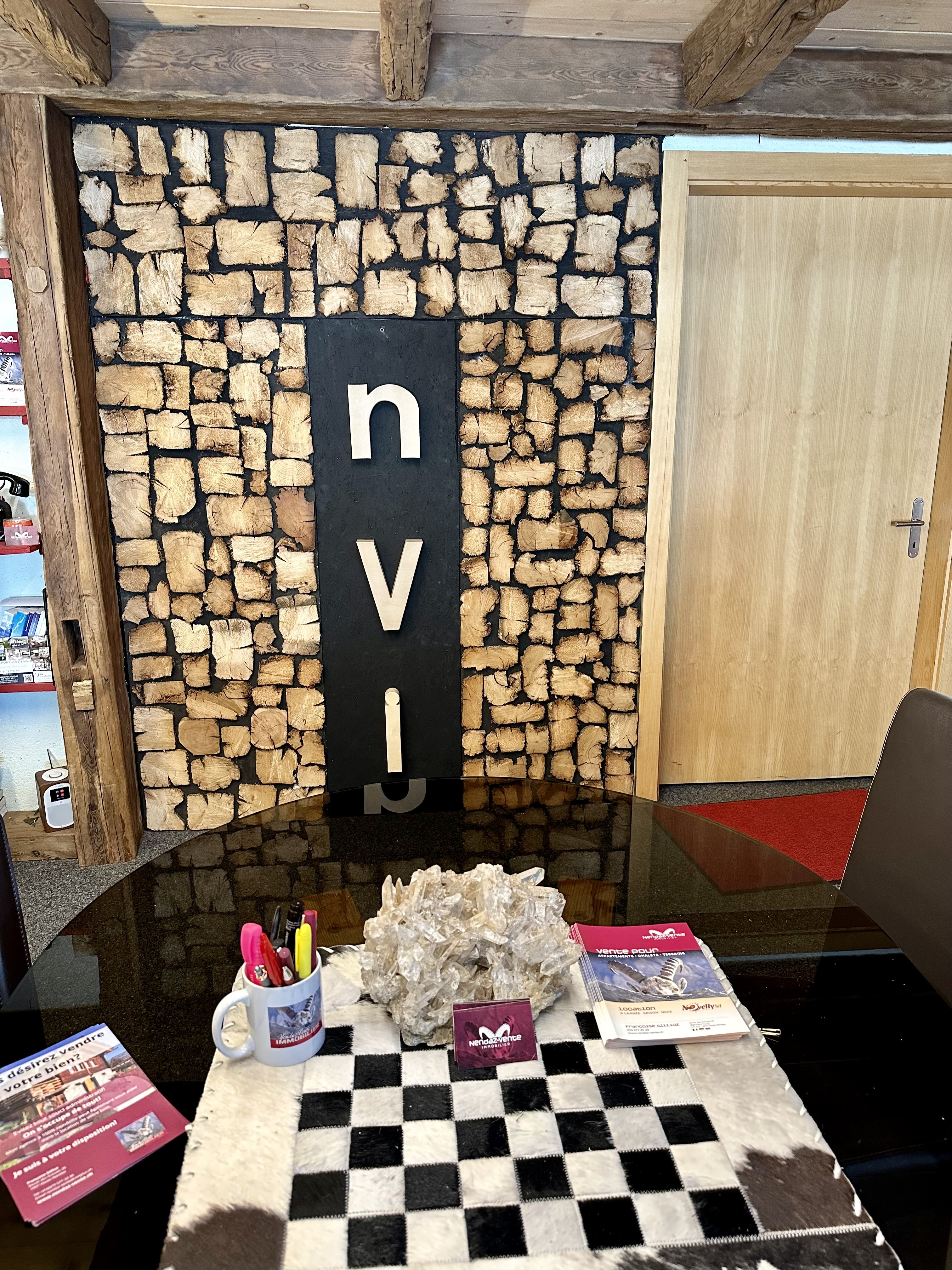 Our agency is located in the heart of the resort of Nendaz and the 4 Valleys ski area.