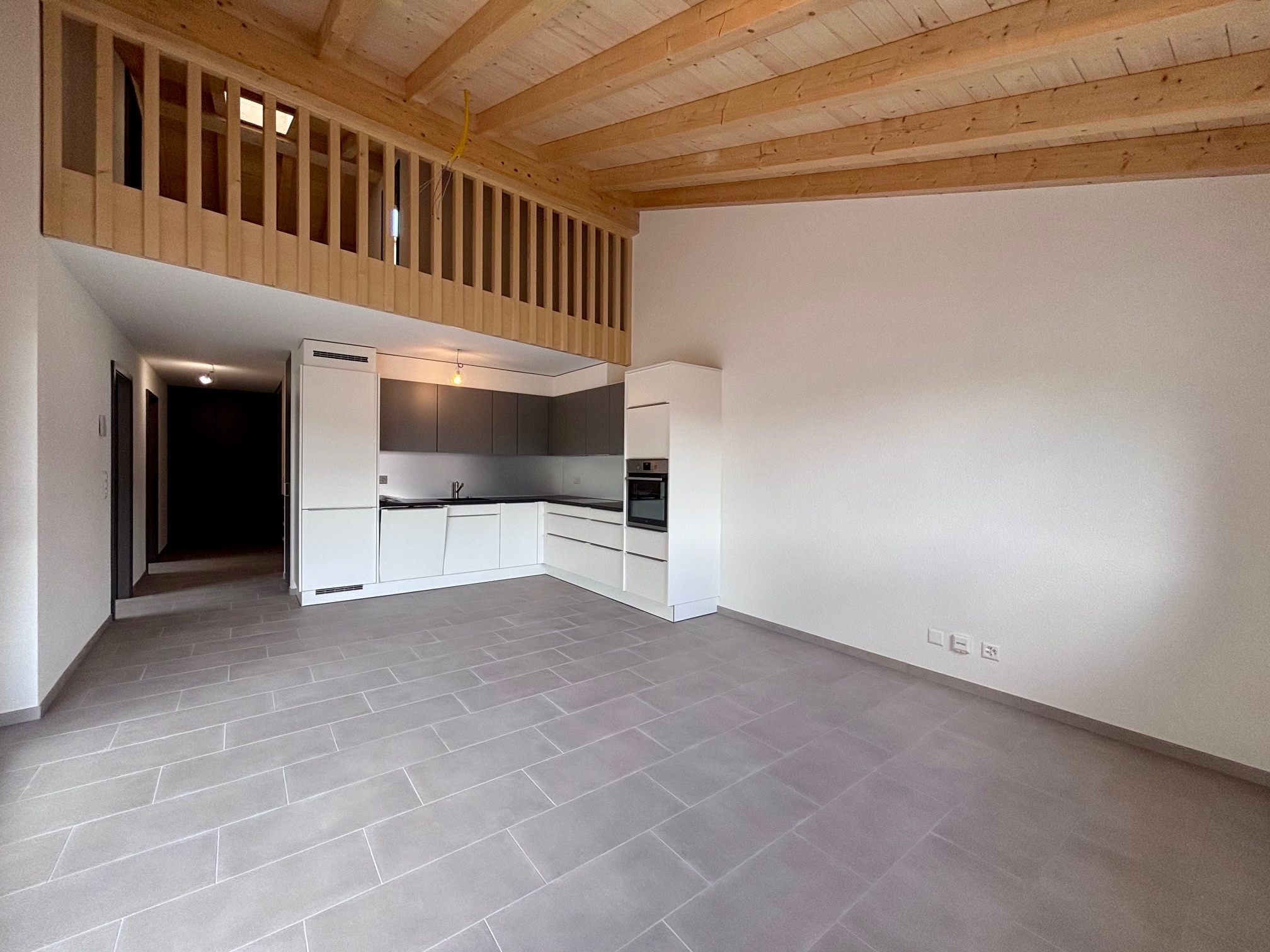 Interior view 7