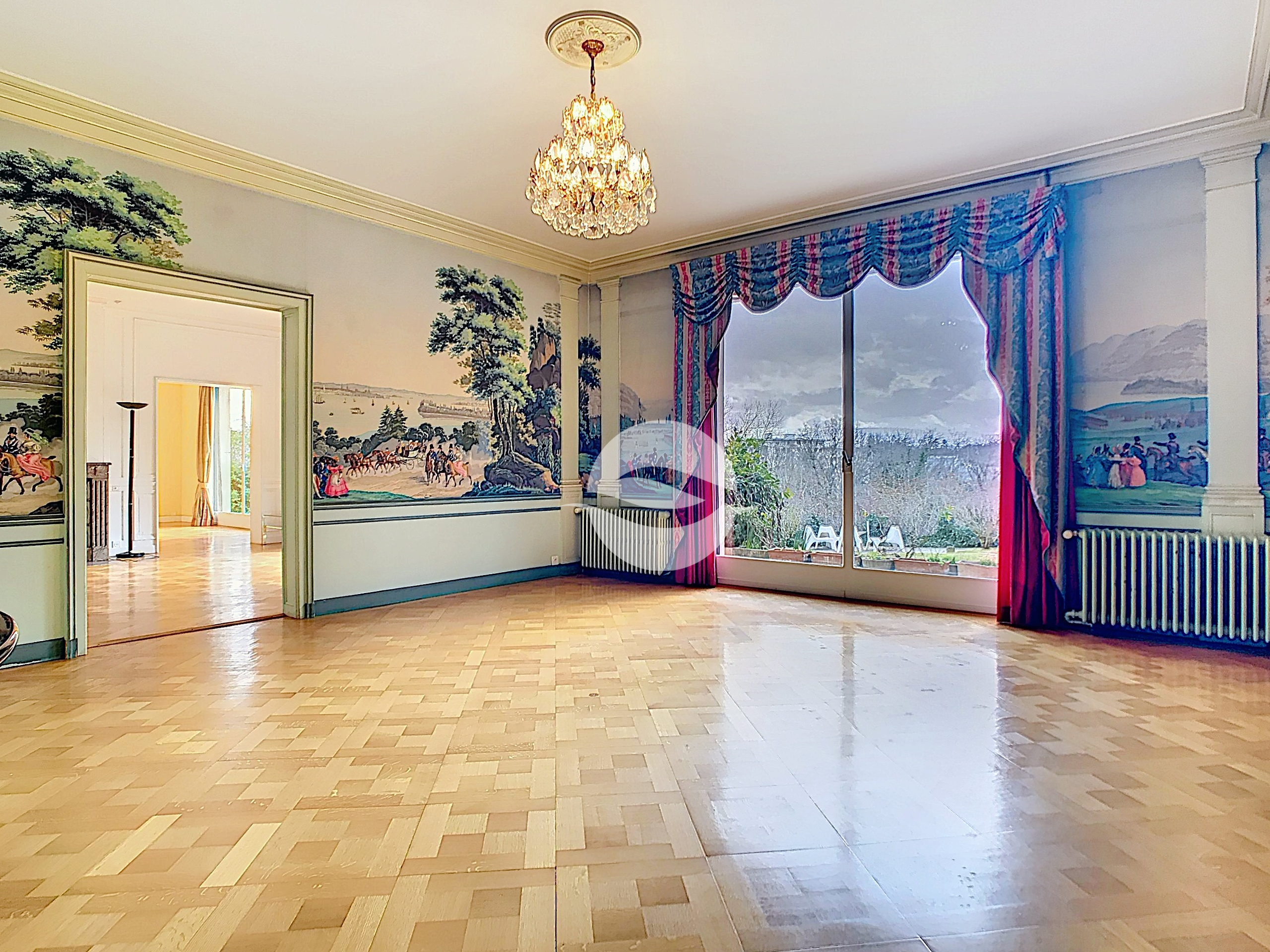 Salle à manger avec accès jardin