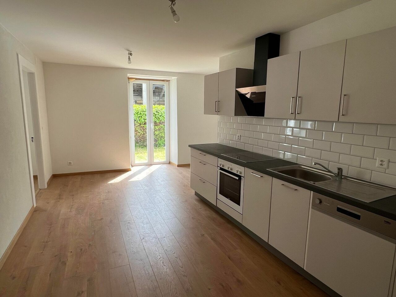 Interior view 8