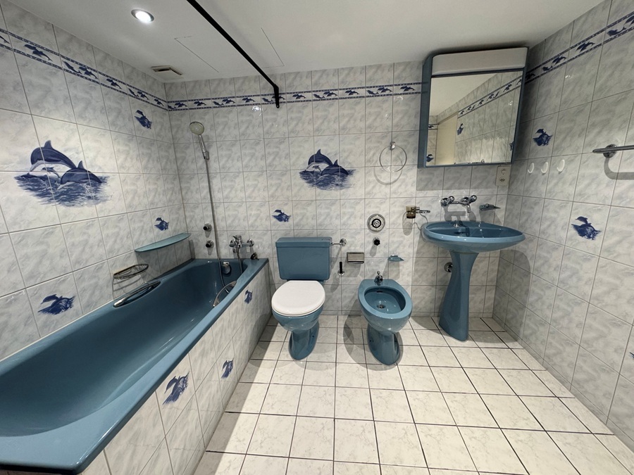 Badezimmer ab Elternschlafzimmer Badezimmer ab Elternschlafzimmer