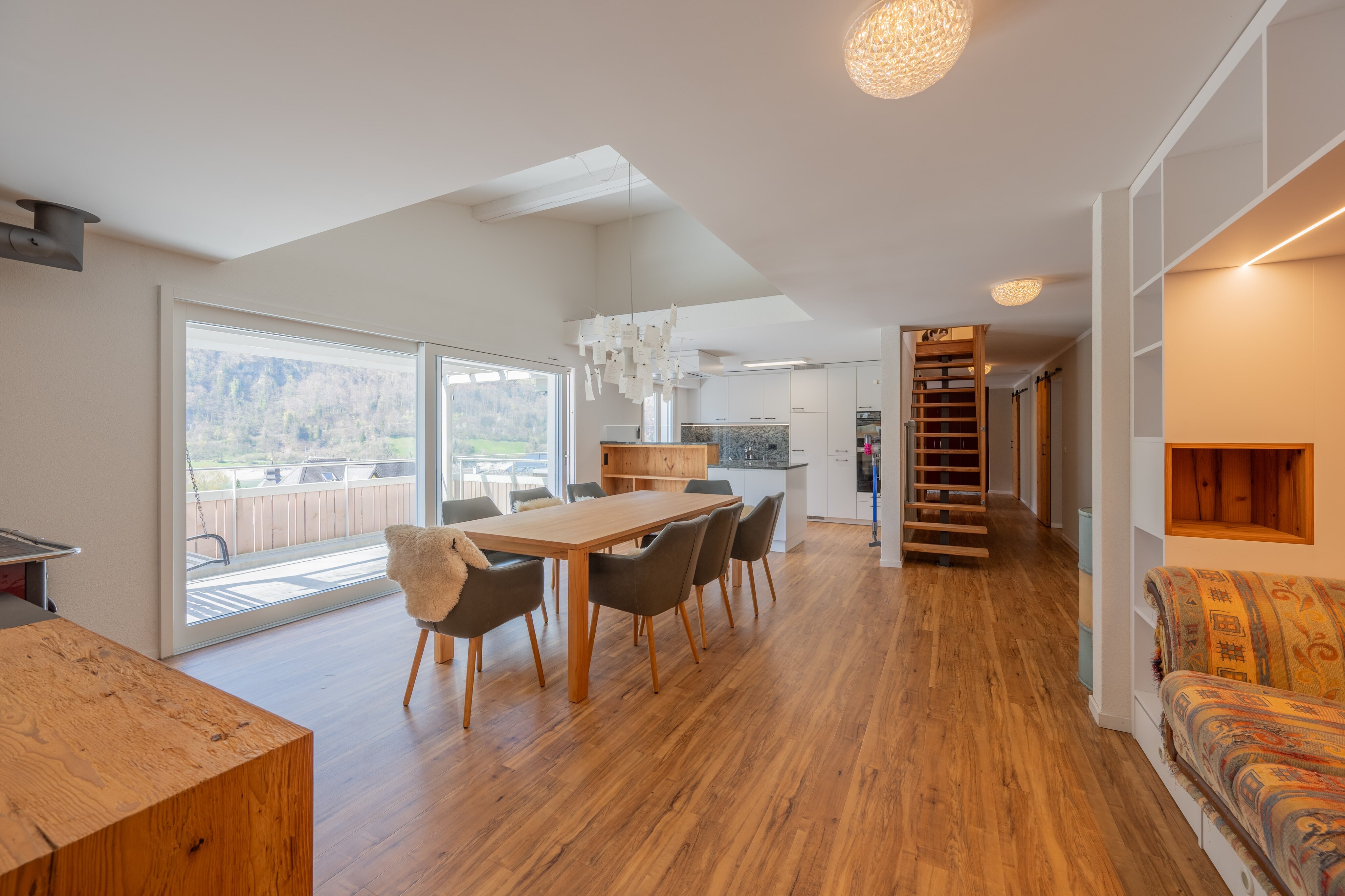 Interior view 1