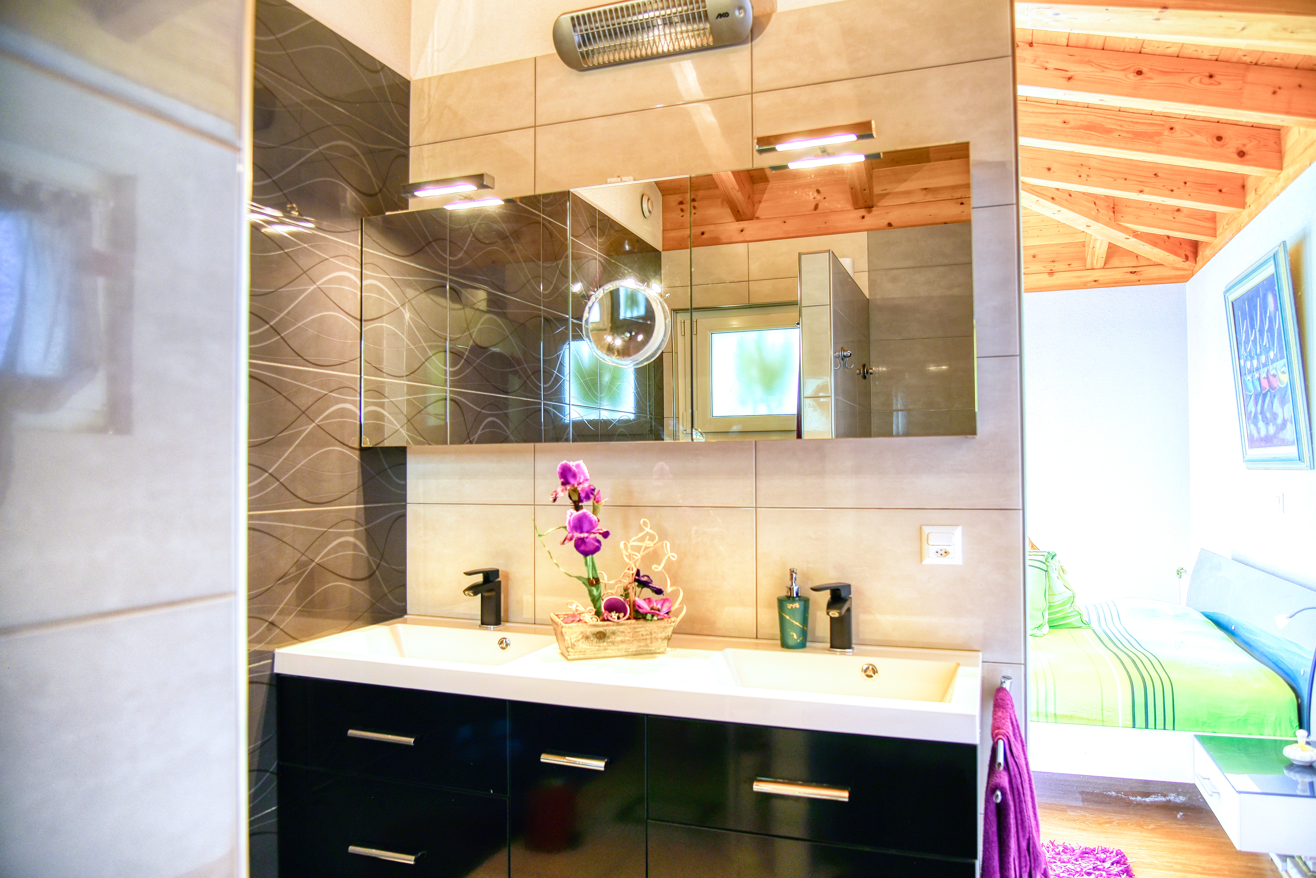 Villa Miège - Salle de douche parentale