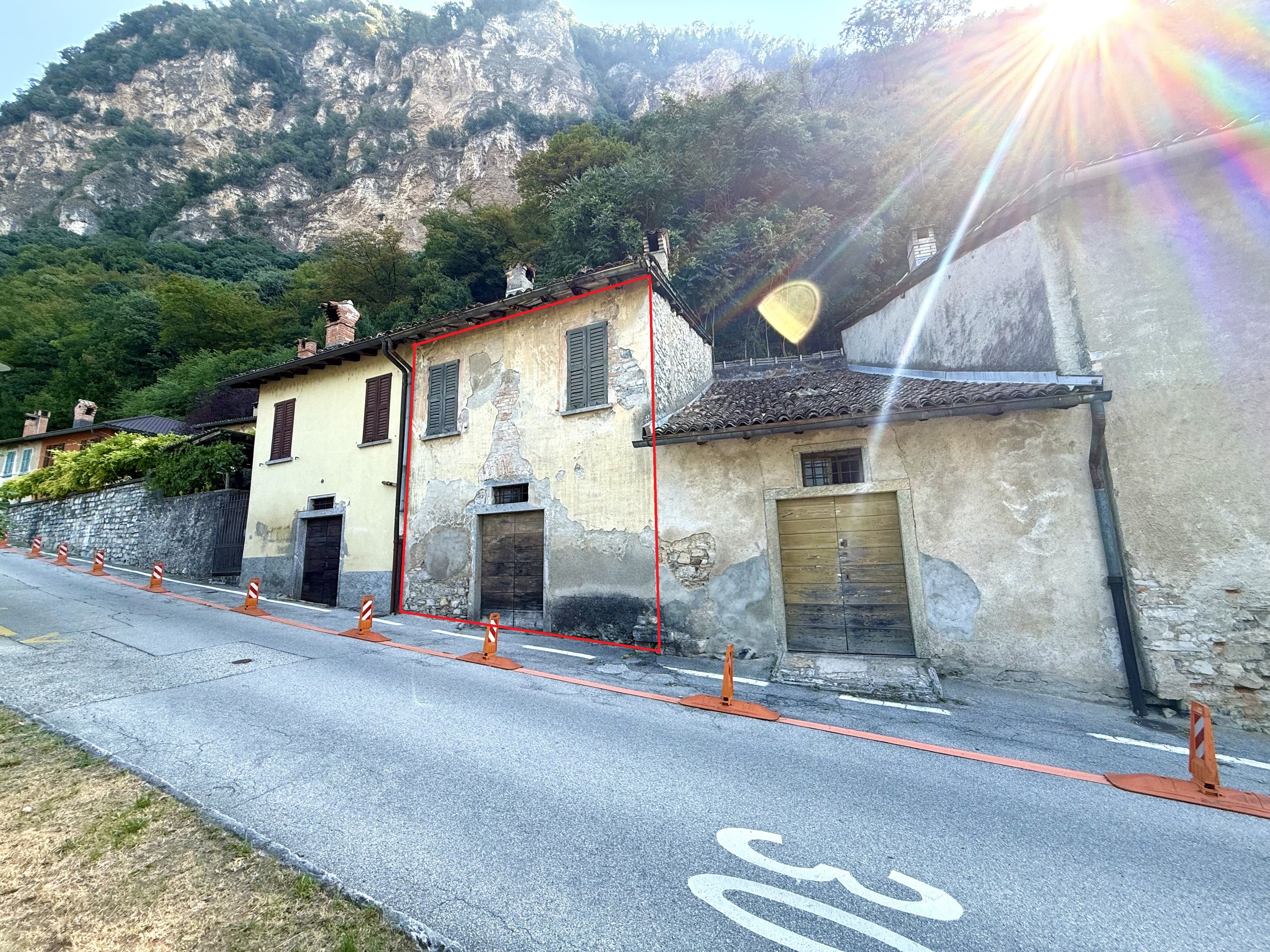 Exterior view 2