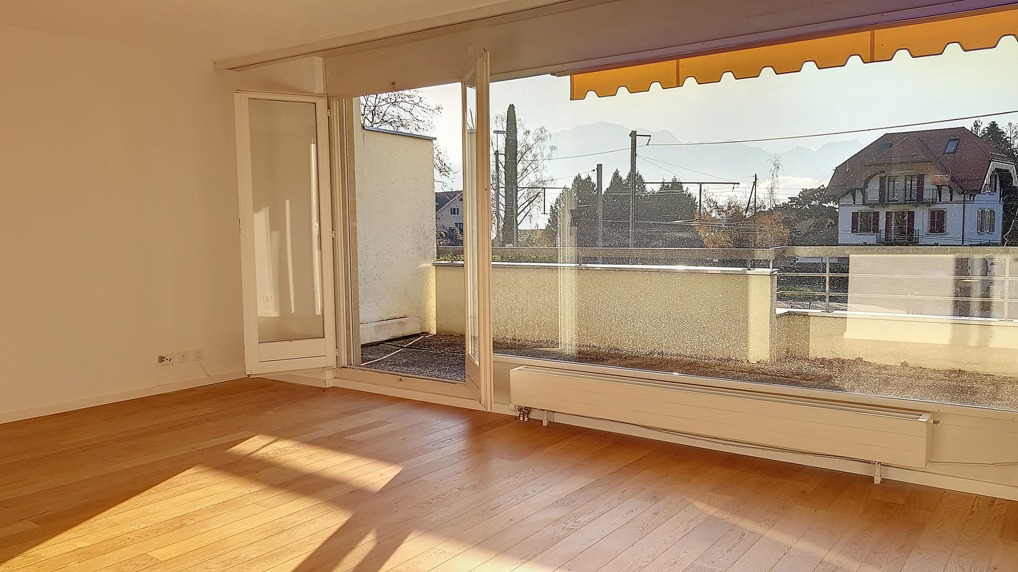 Firstview