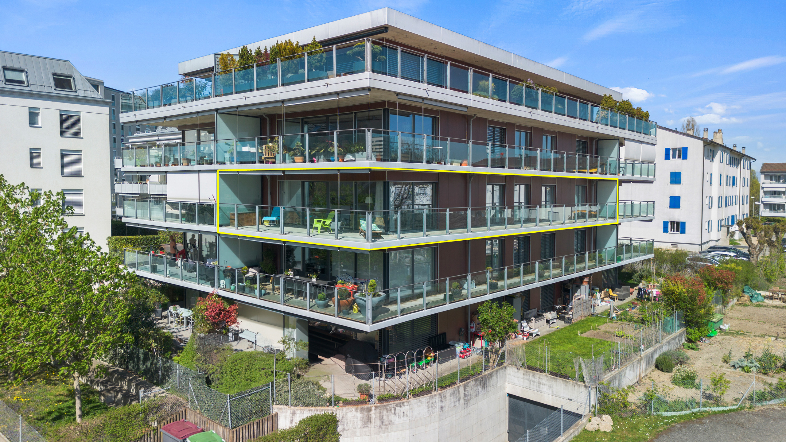 [!form_picture_exterior_big!]