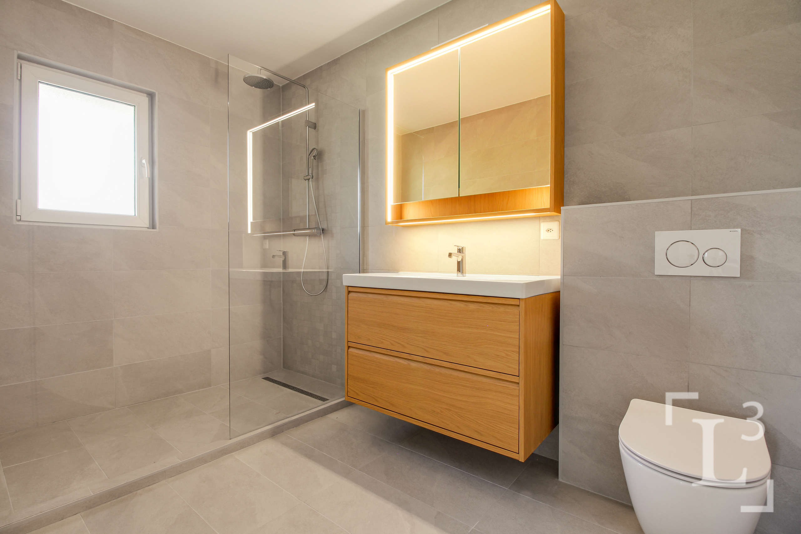 Salle de bain (Suite parentale)