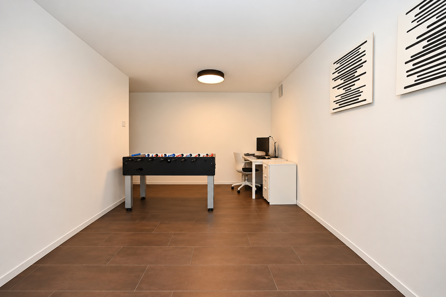 Interior view 9