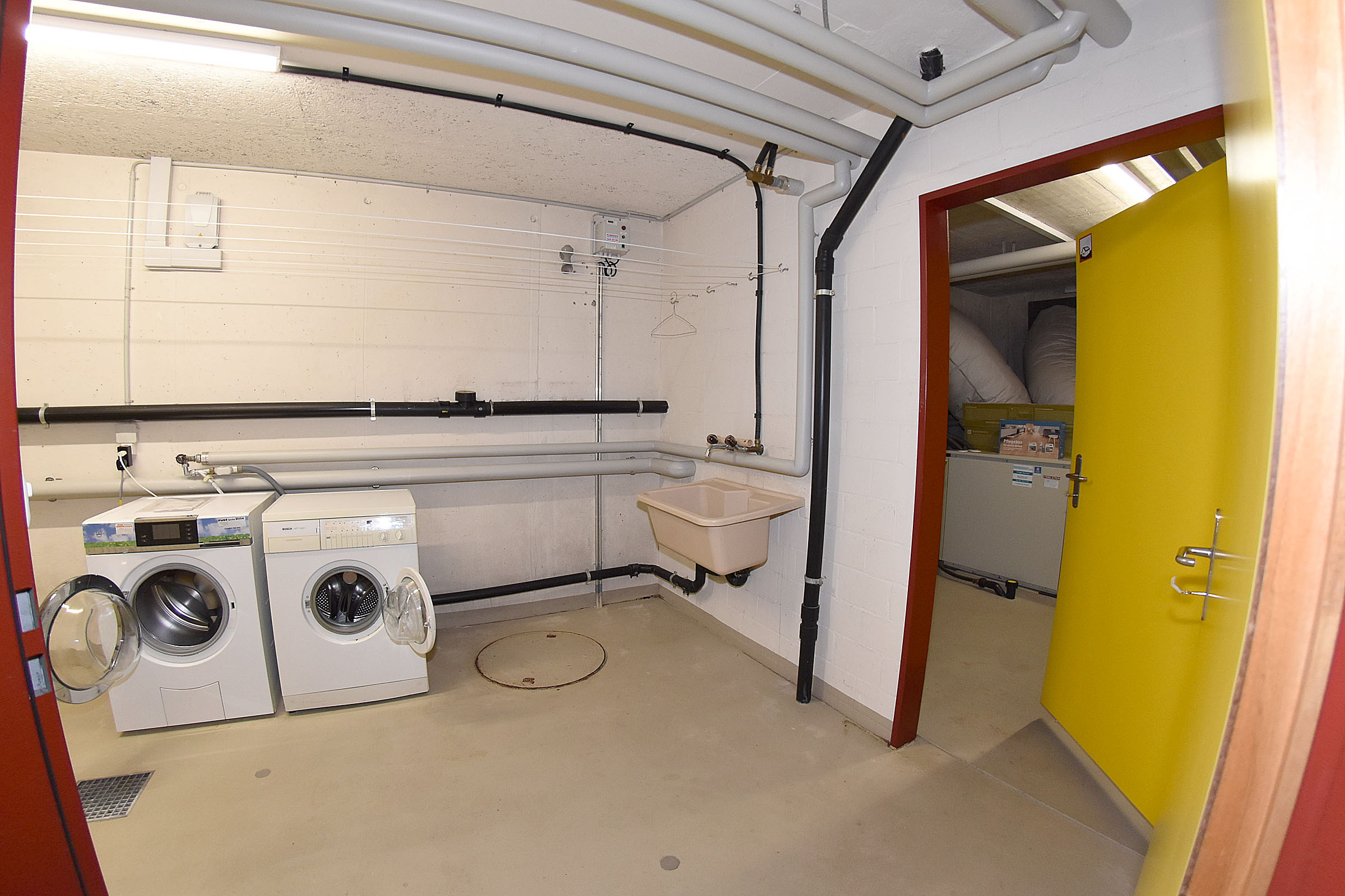 Waschküche und Haustechnik Waschküche und Haustechnik
