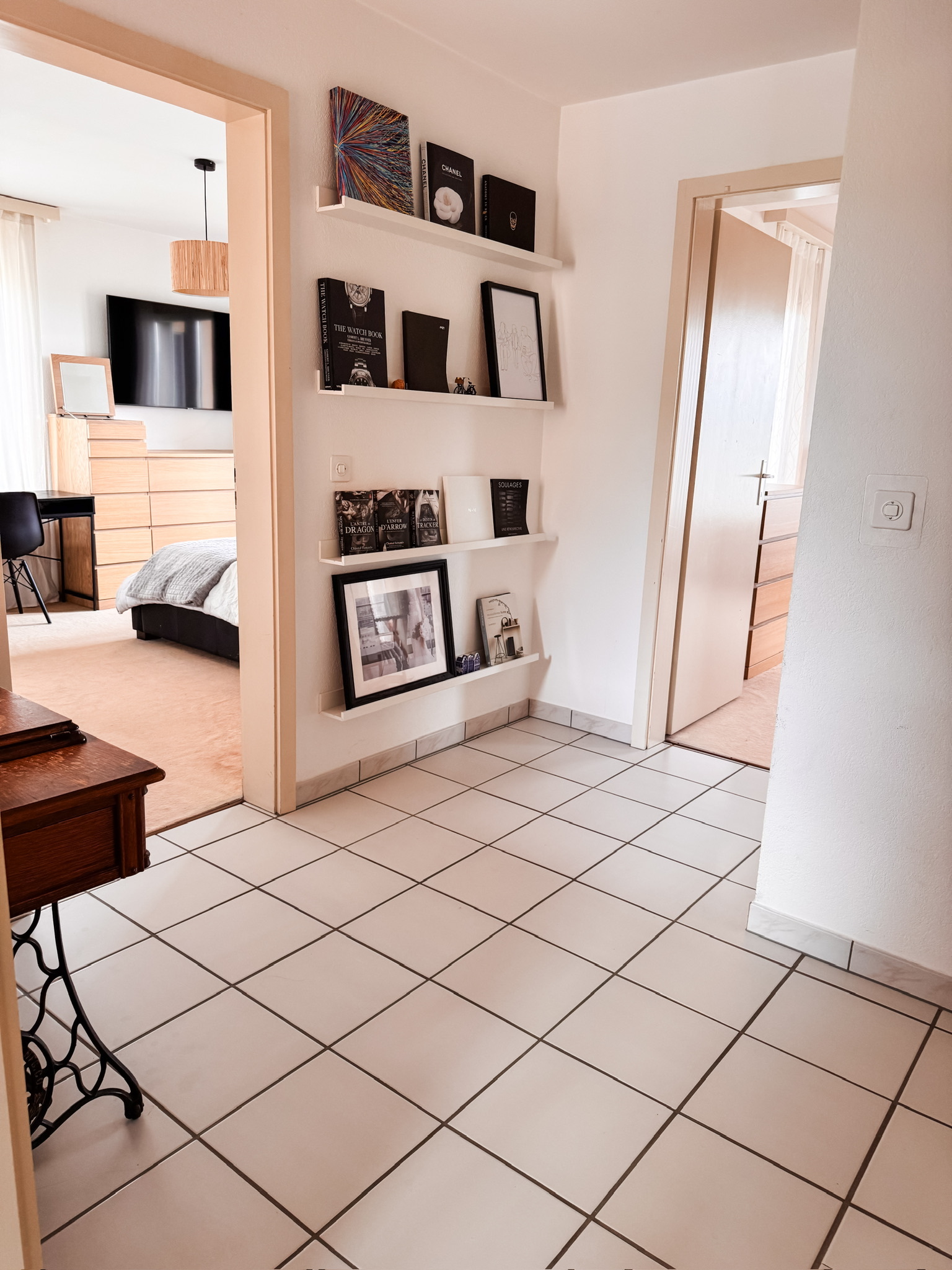 Interior view 13