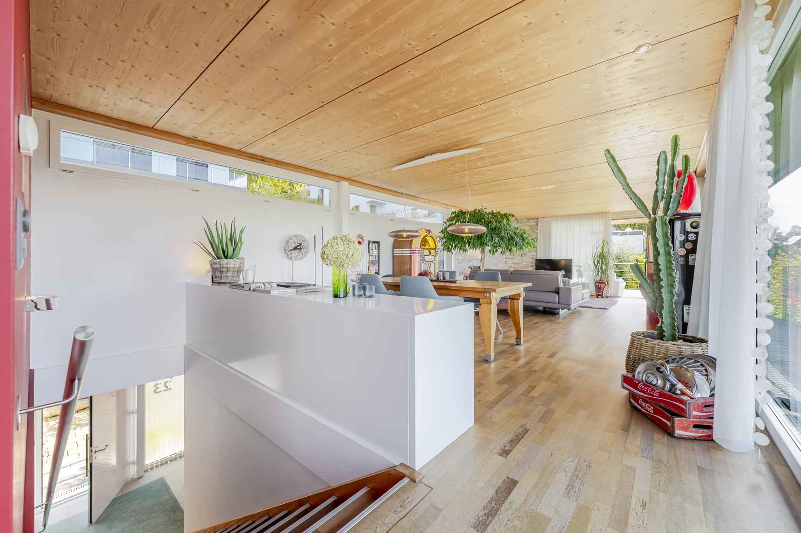 Grosszügiges Wohnzimmer