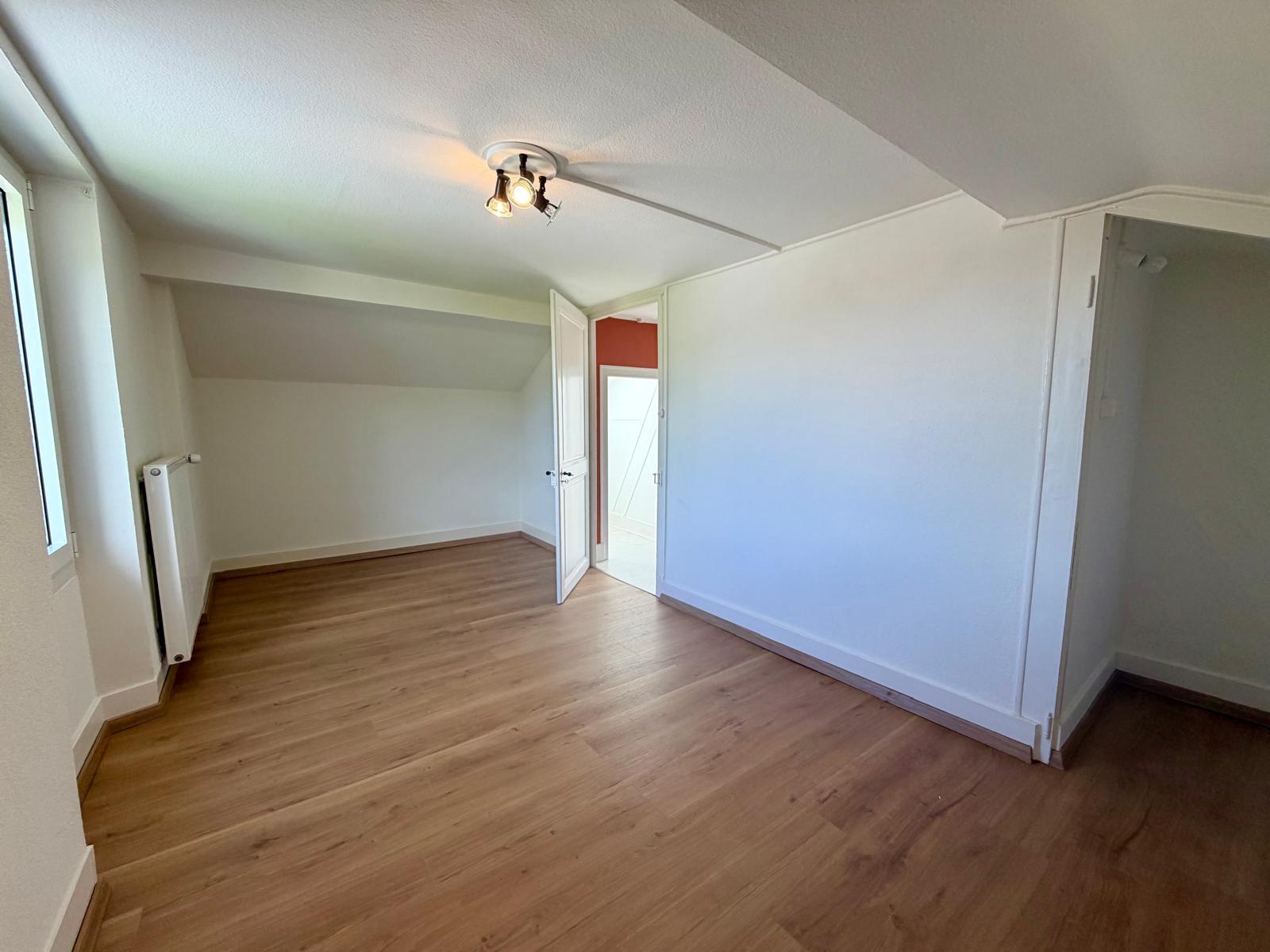 Interior view 7