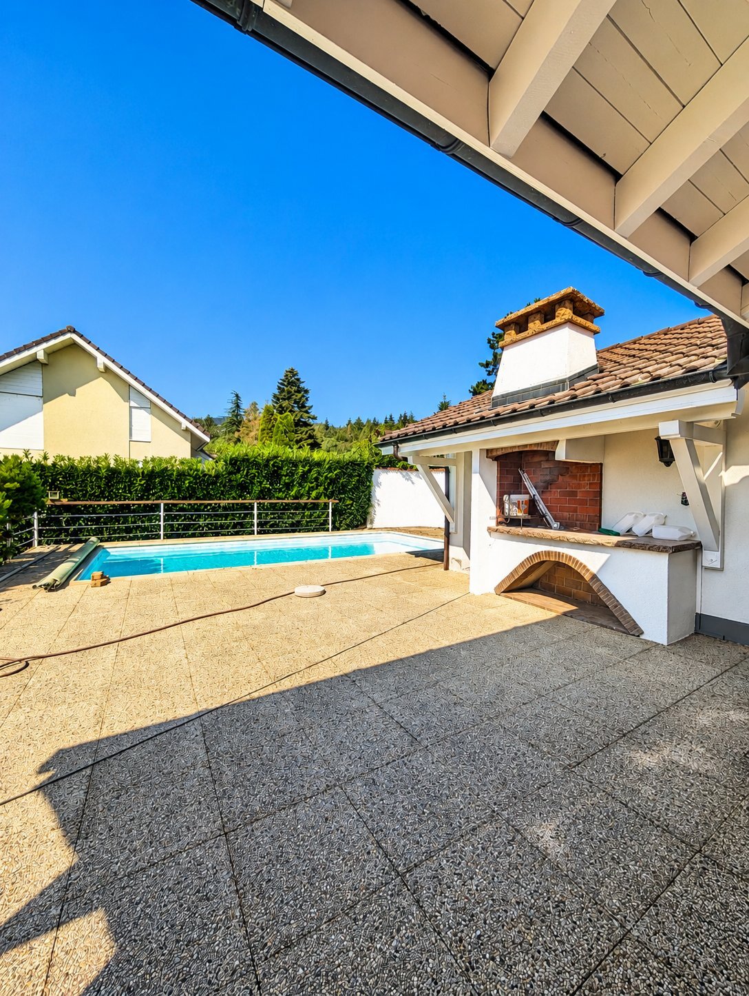 Firstview