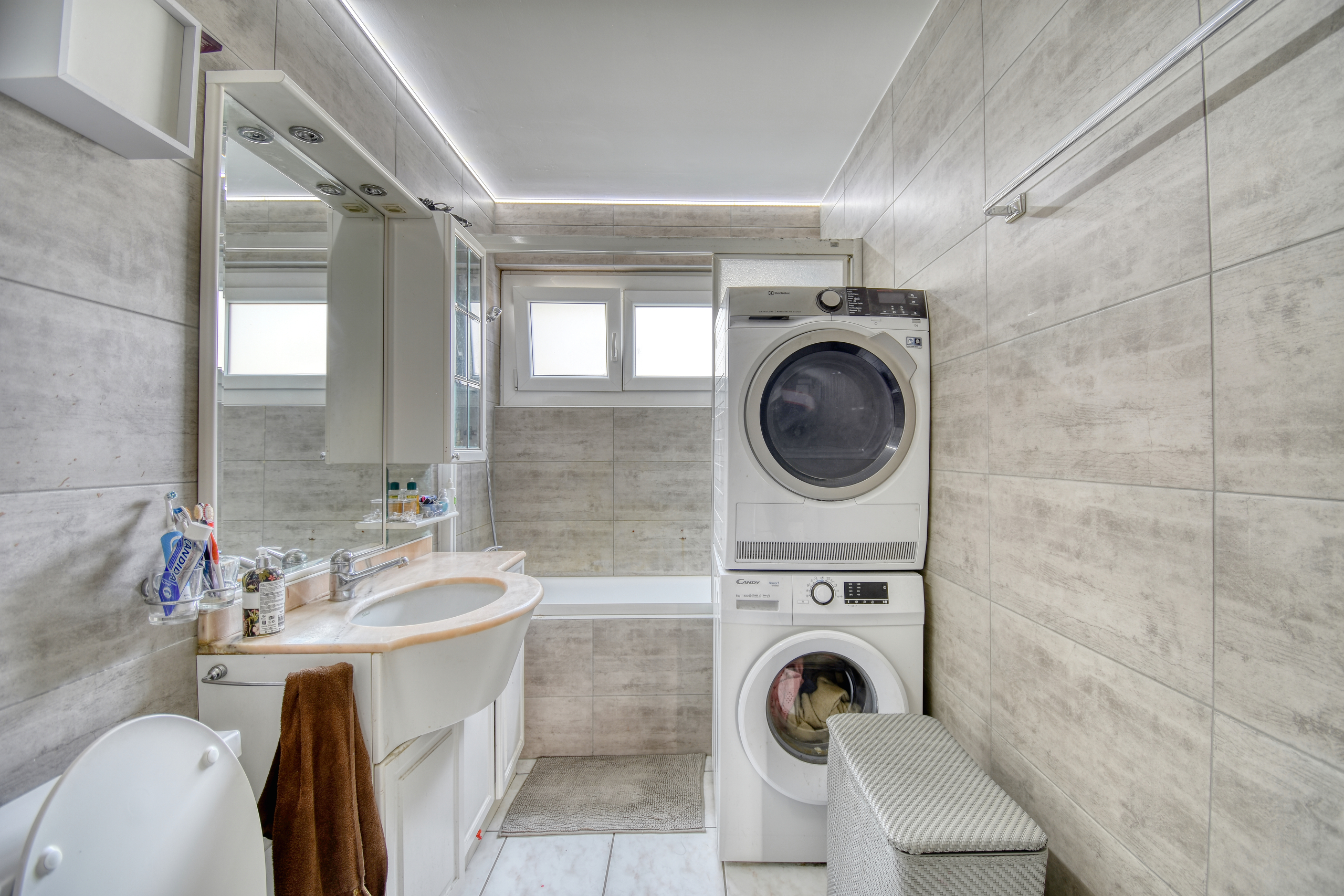 Apartment Sierre - Bathroom Apartment Sierre - Bathroom