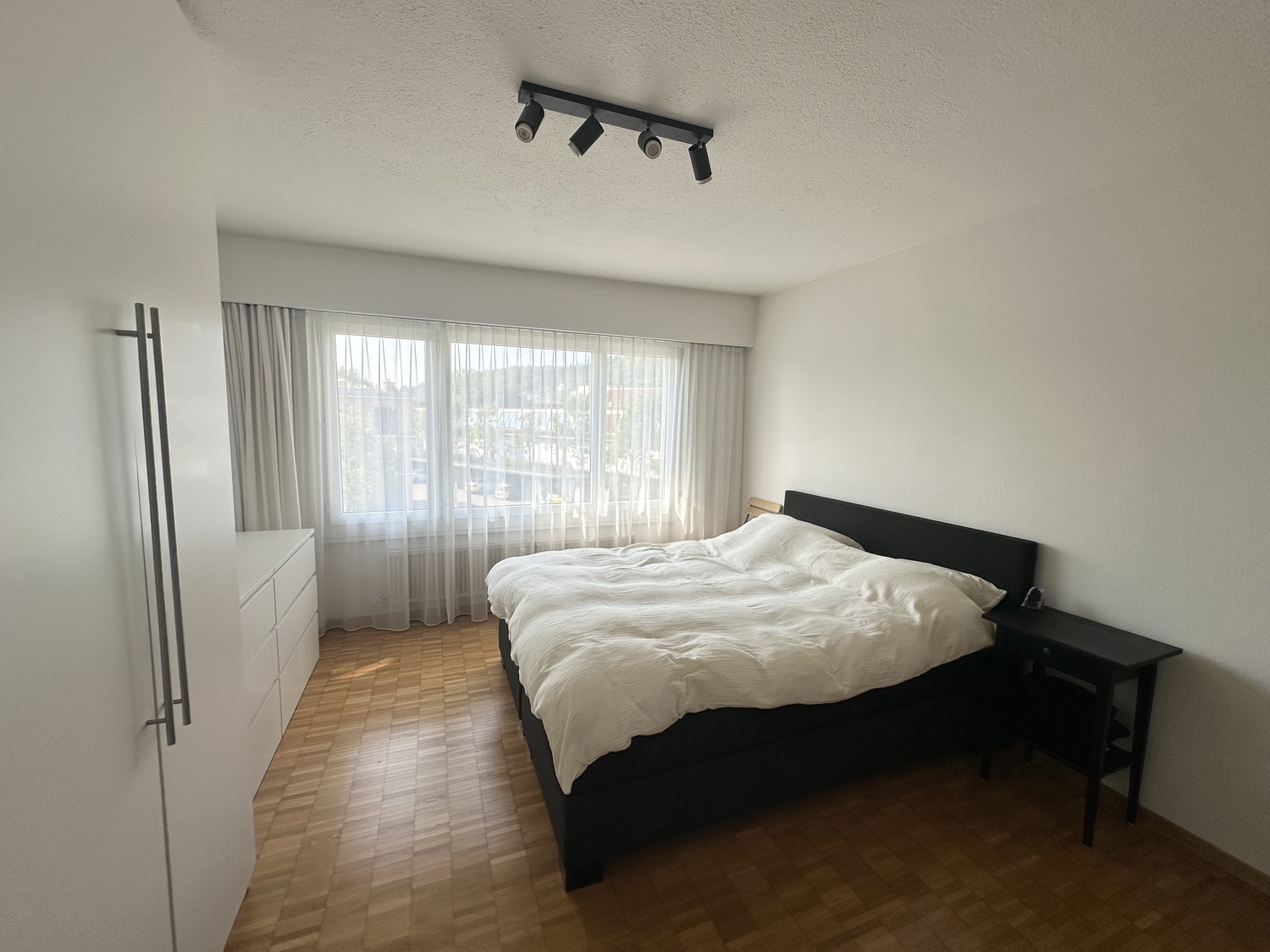 Firstview