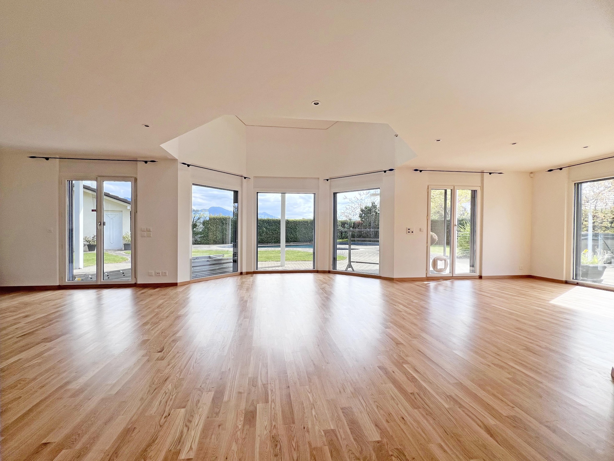 Rez-supérieur - Séjour/salle à manger