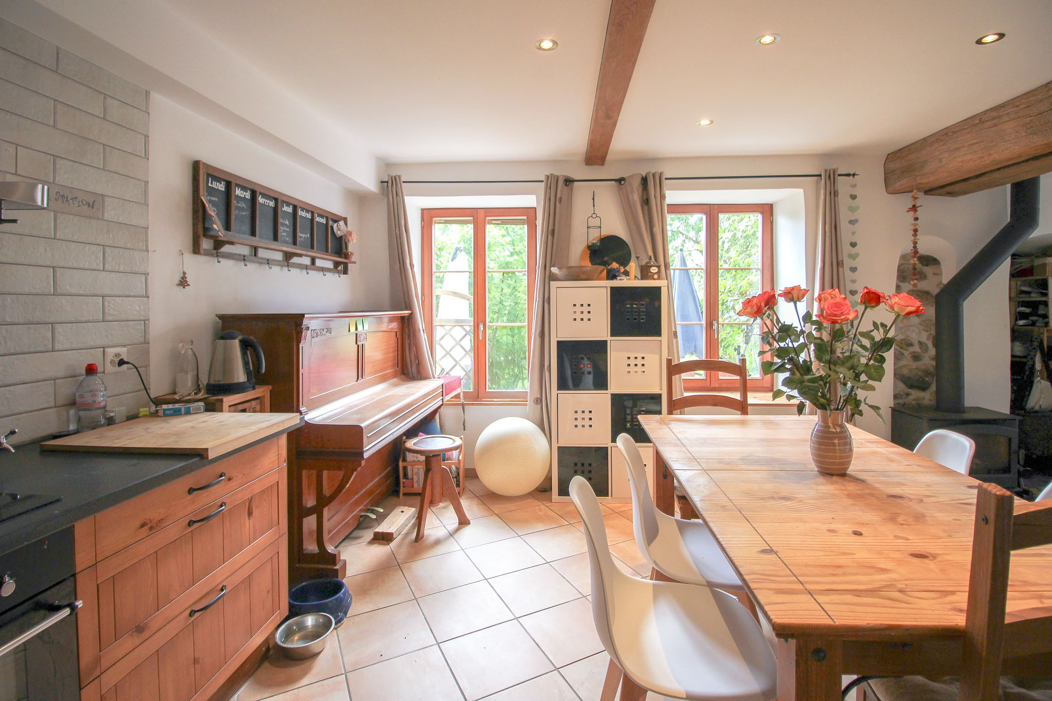 Appt de 5.5 pces - cuisine agencée ouverte