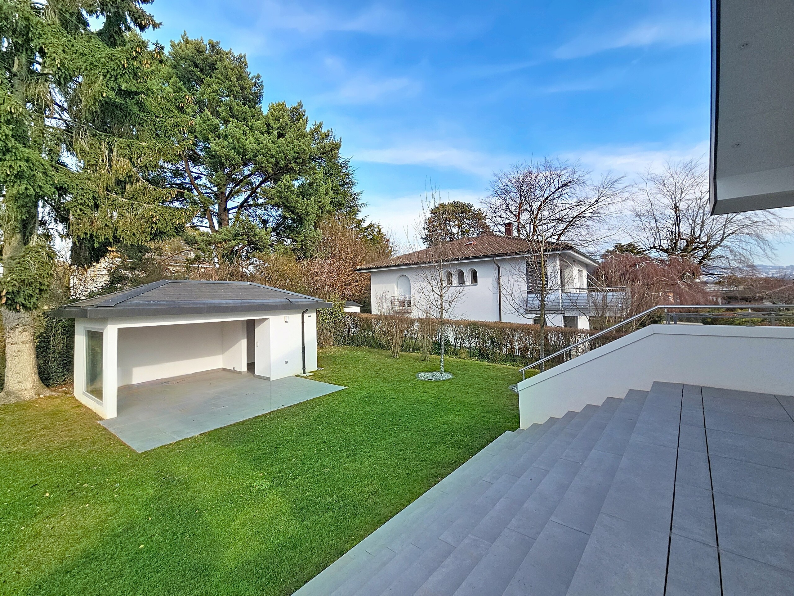 Accès jardin depuis la suite parentale Accès jardin depuis la suite parentale