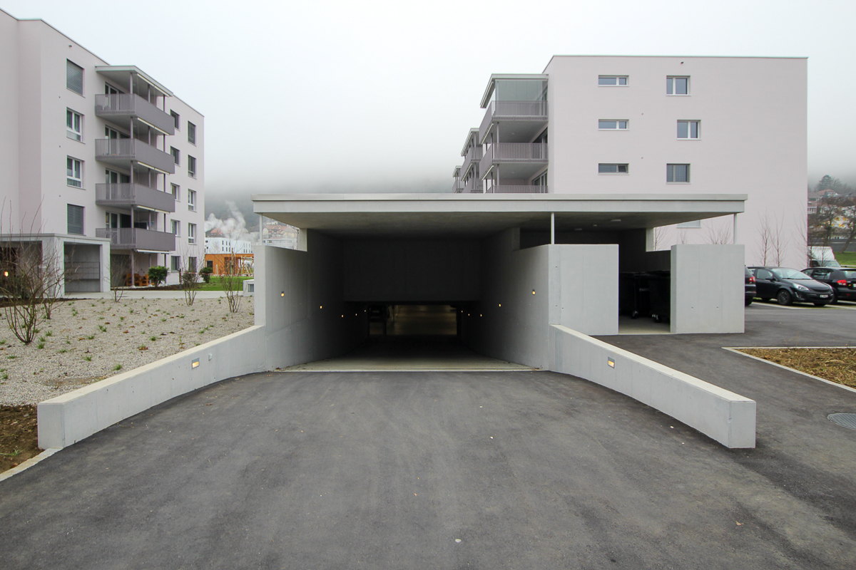 Einfahrt in EInstellhalle Sunnefeld Egerkingen