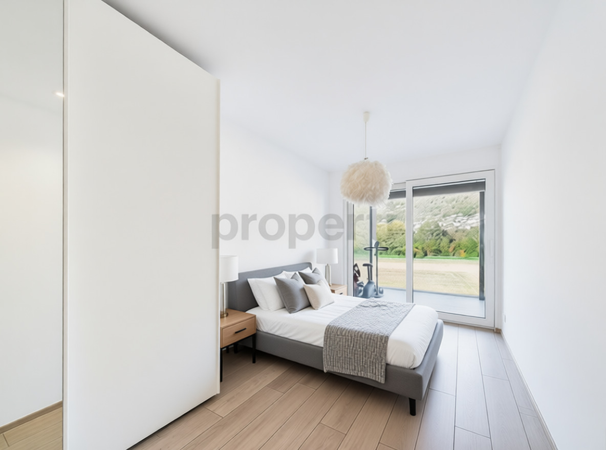 Image 9 Image 9