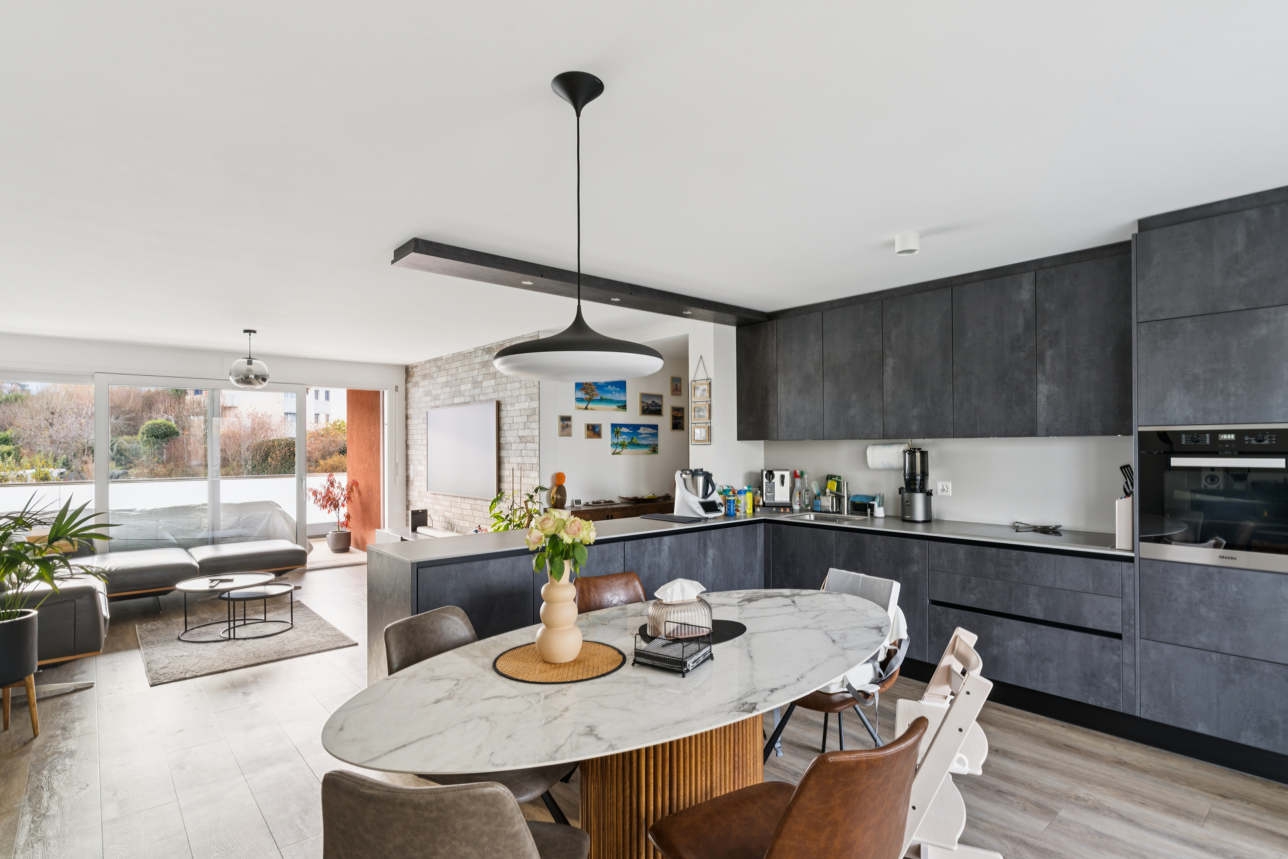 Cuisine ouverte sur le séjour