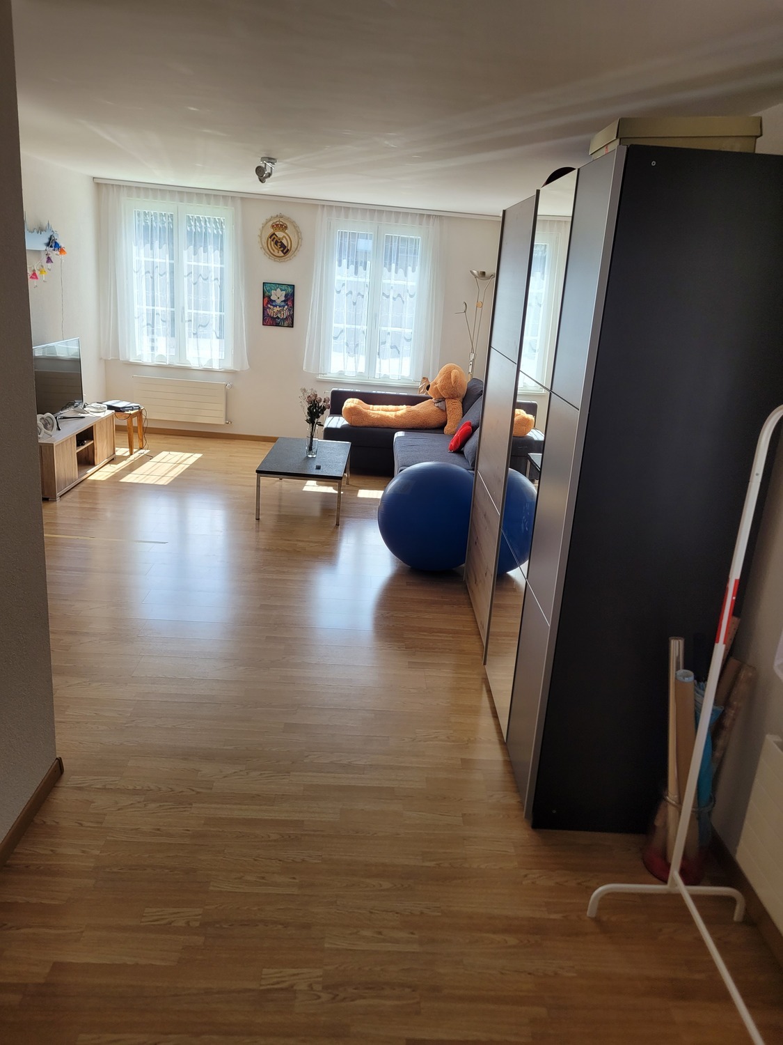 Photo 3