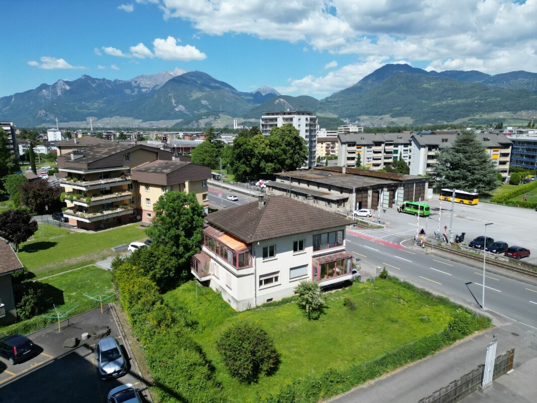 Photo 5