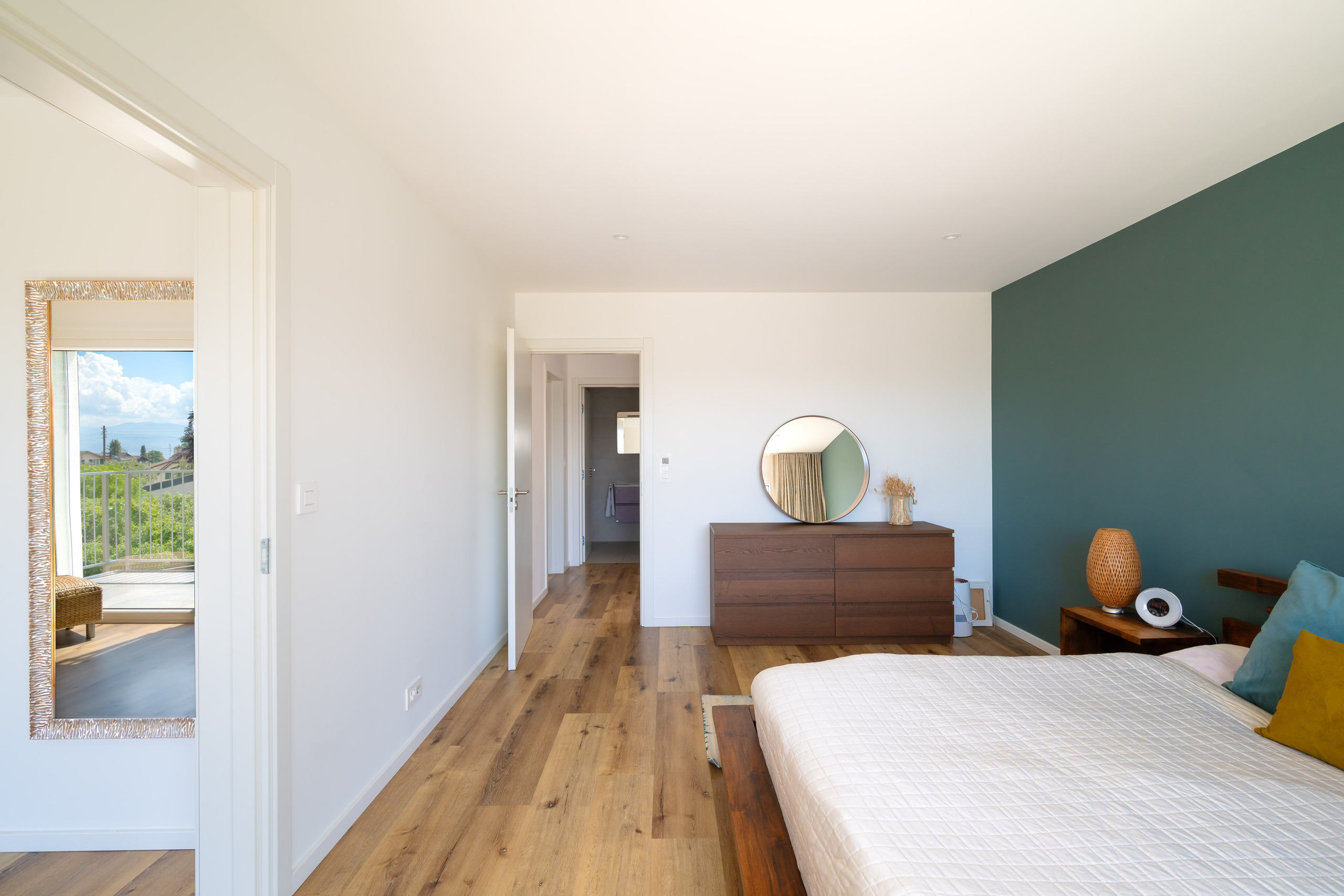 Interior view 2