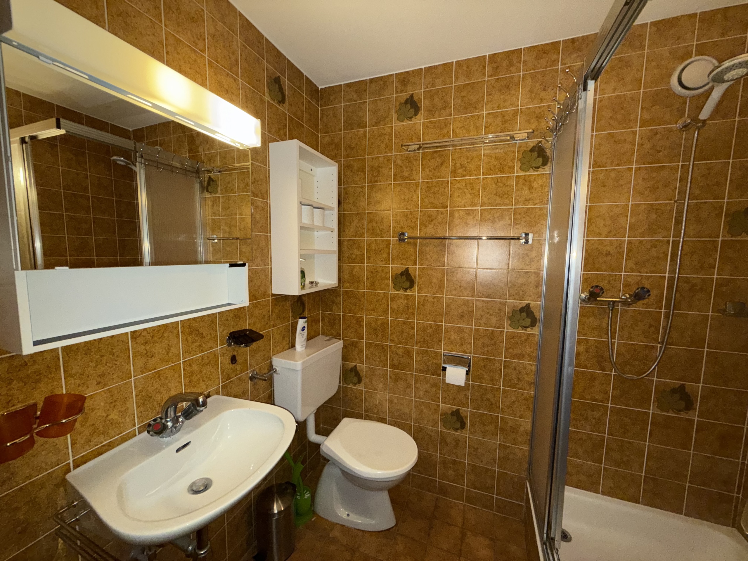 Interior view 4