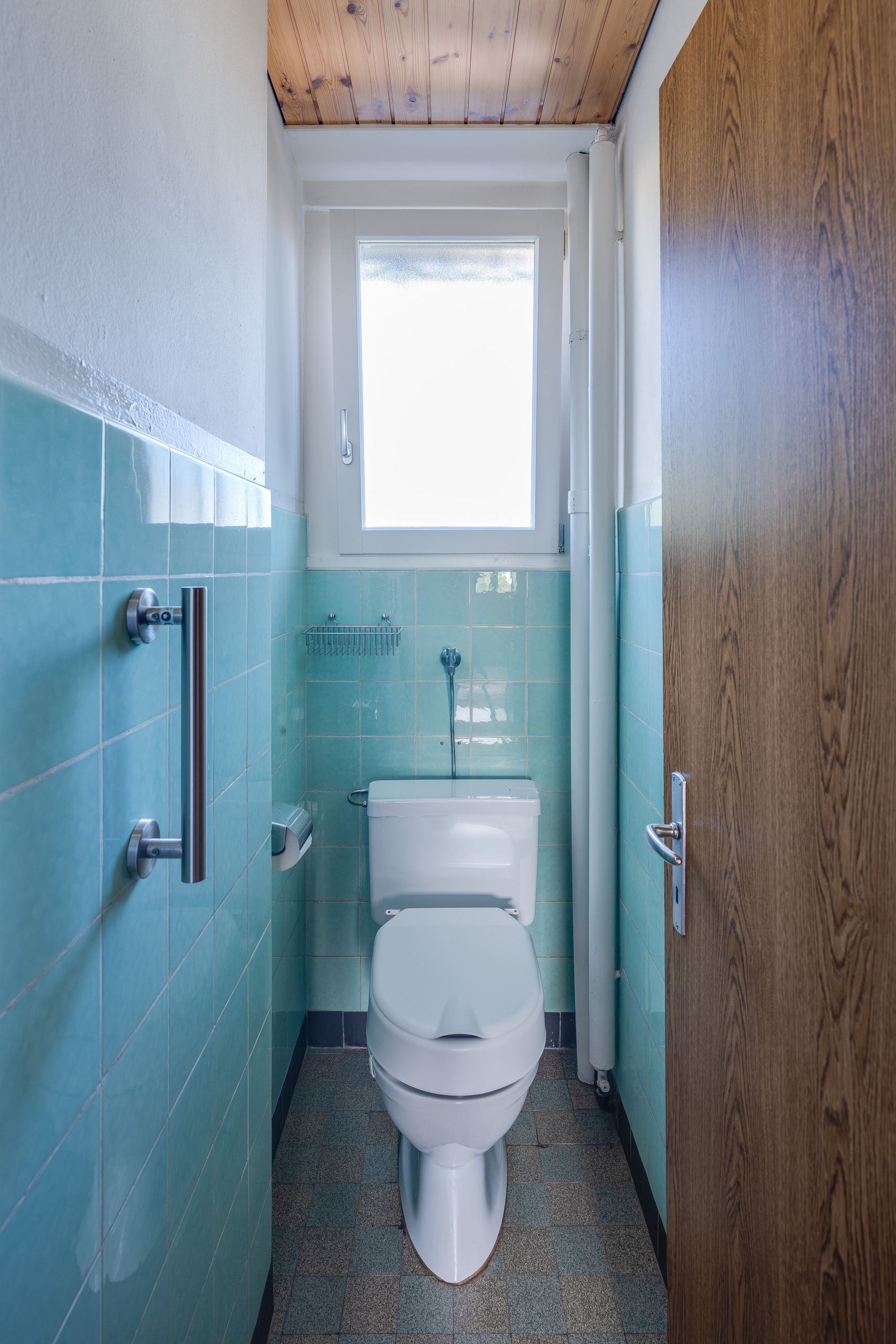 WC EG WC EG