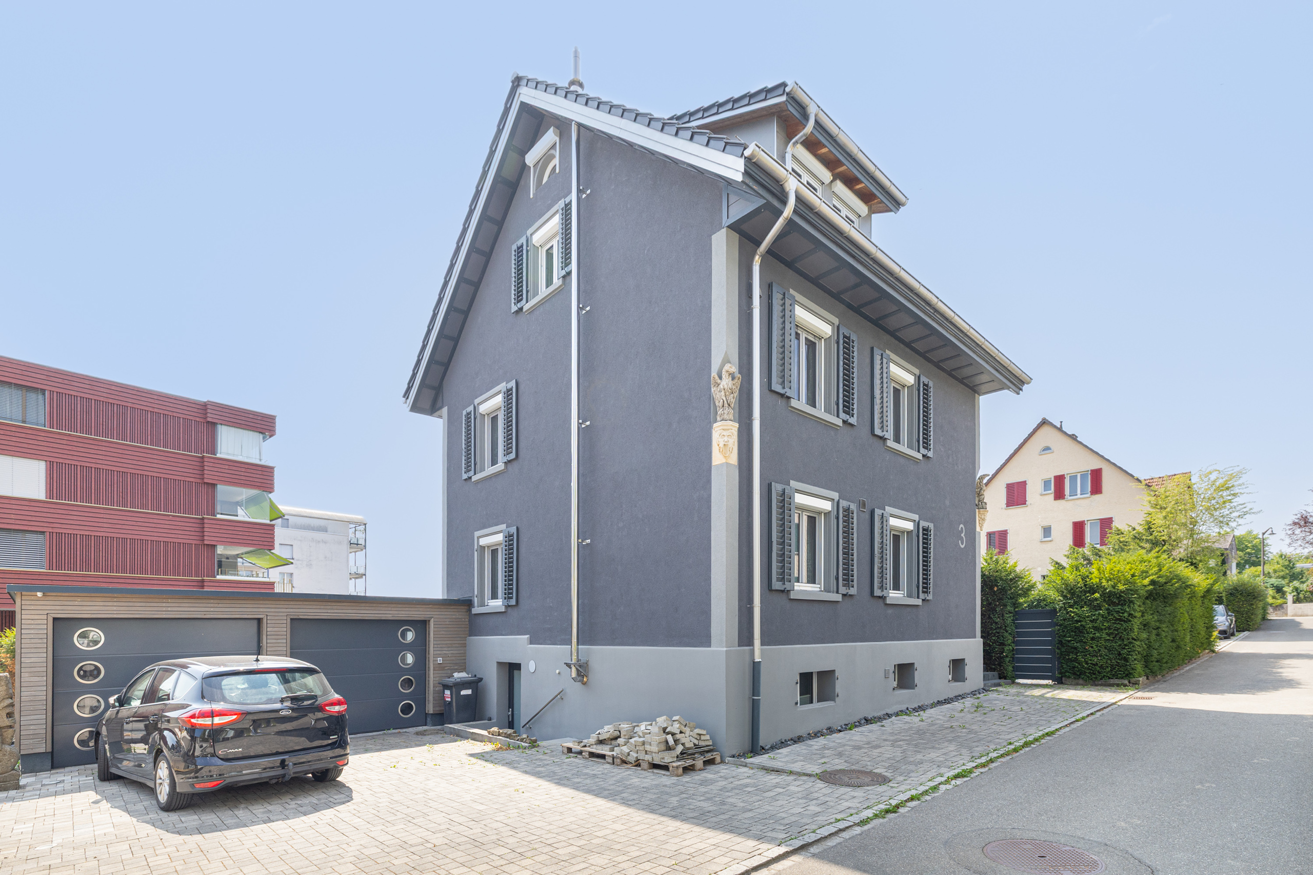 [!form_picture_exterior_big!] 3