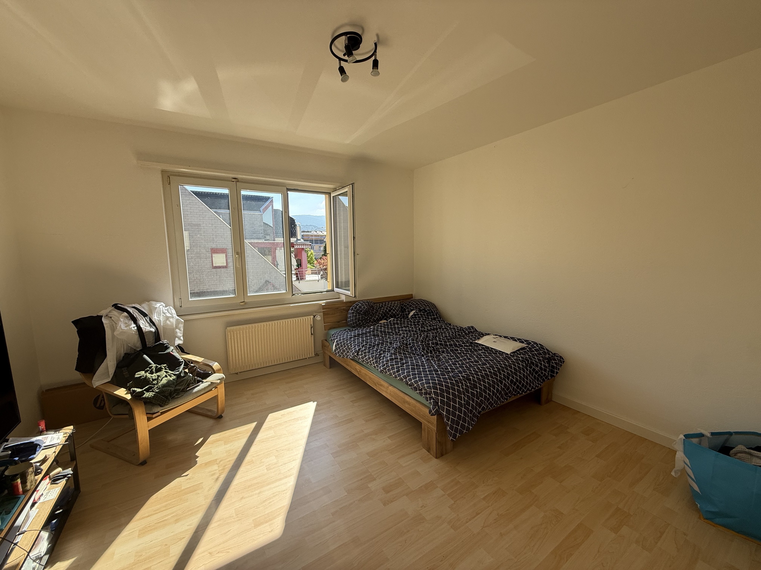 3.5 pces 1er gauche Est