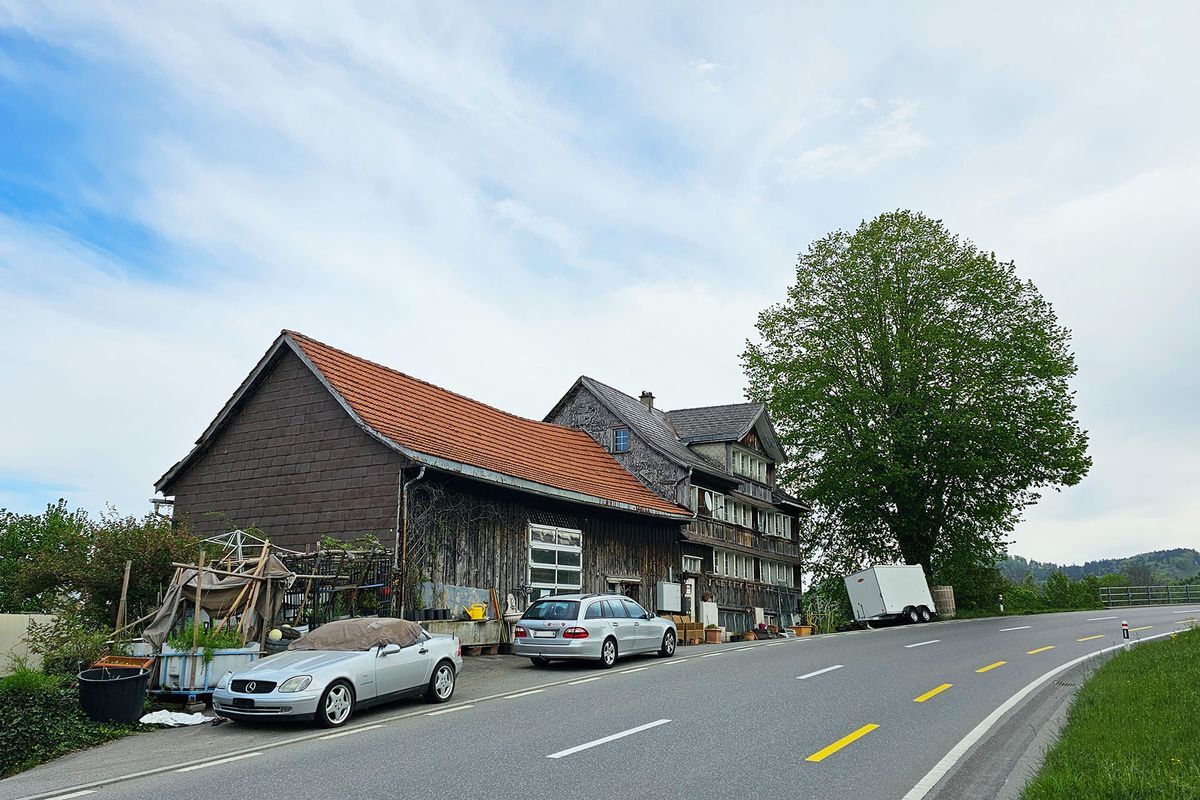 Photo 2