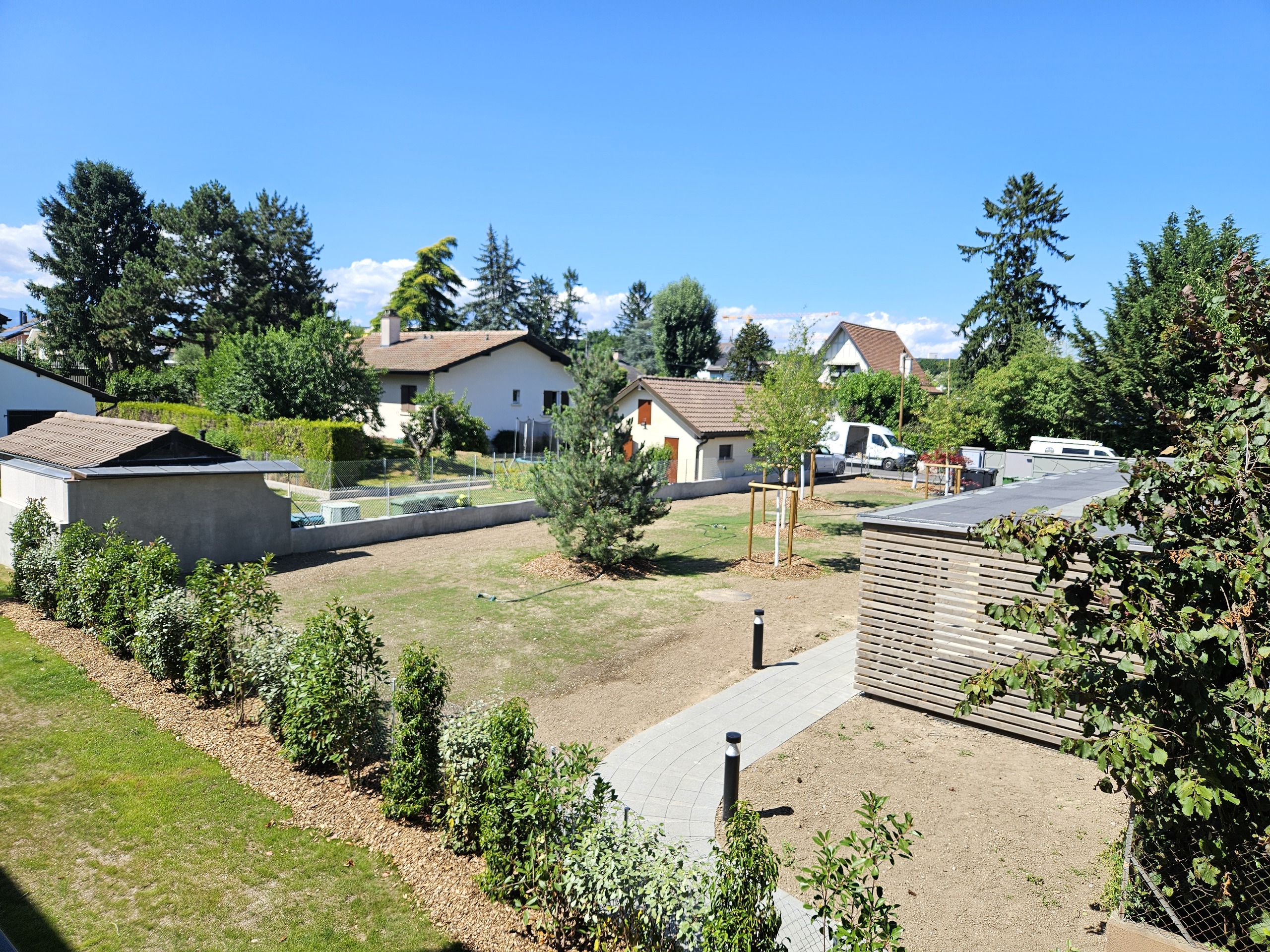 Exterior view 3