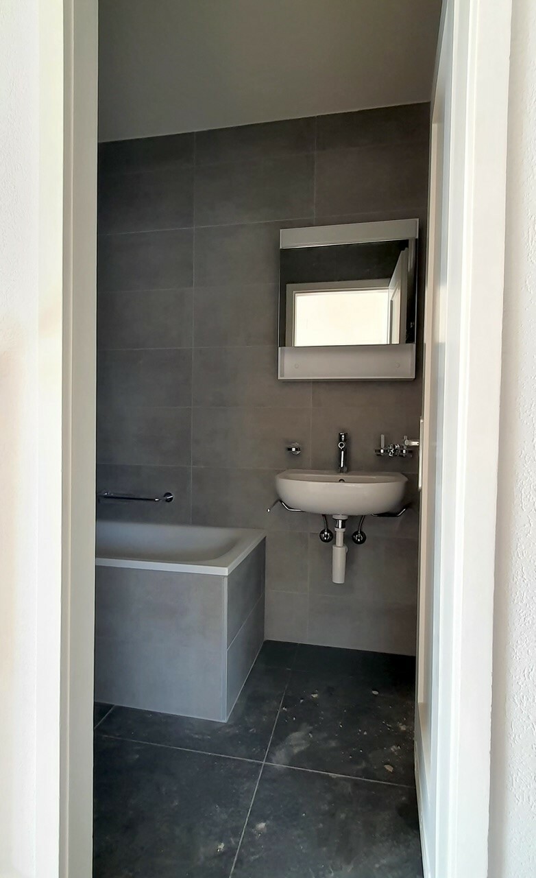 Picture 7