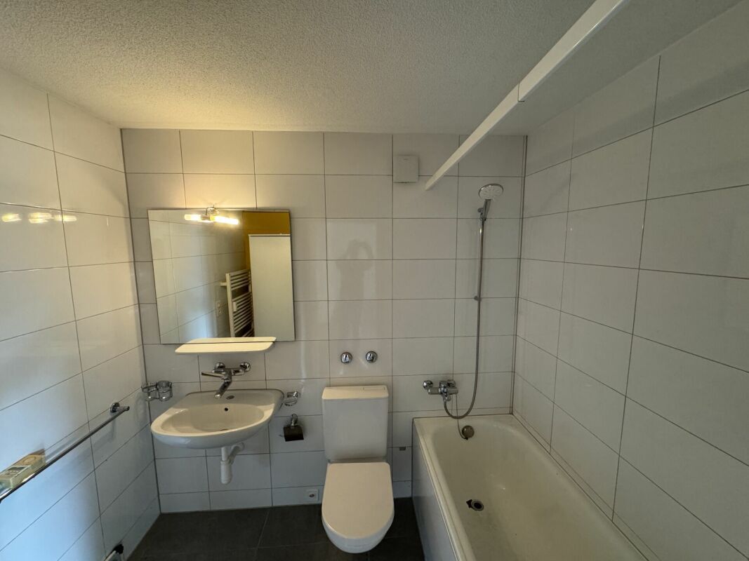 Picture 7