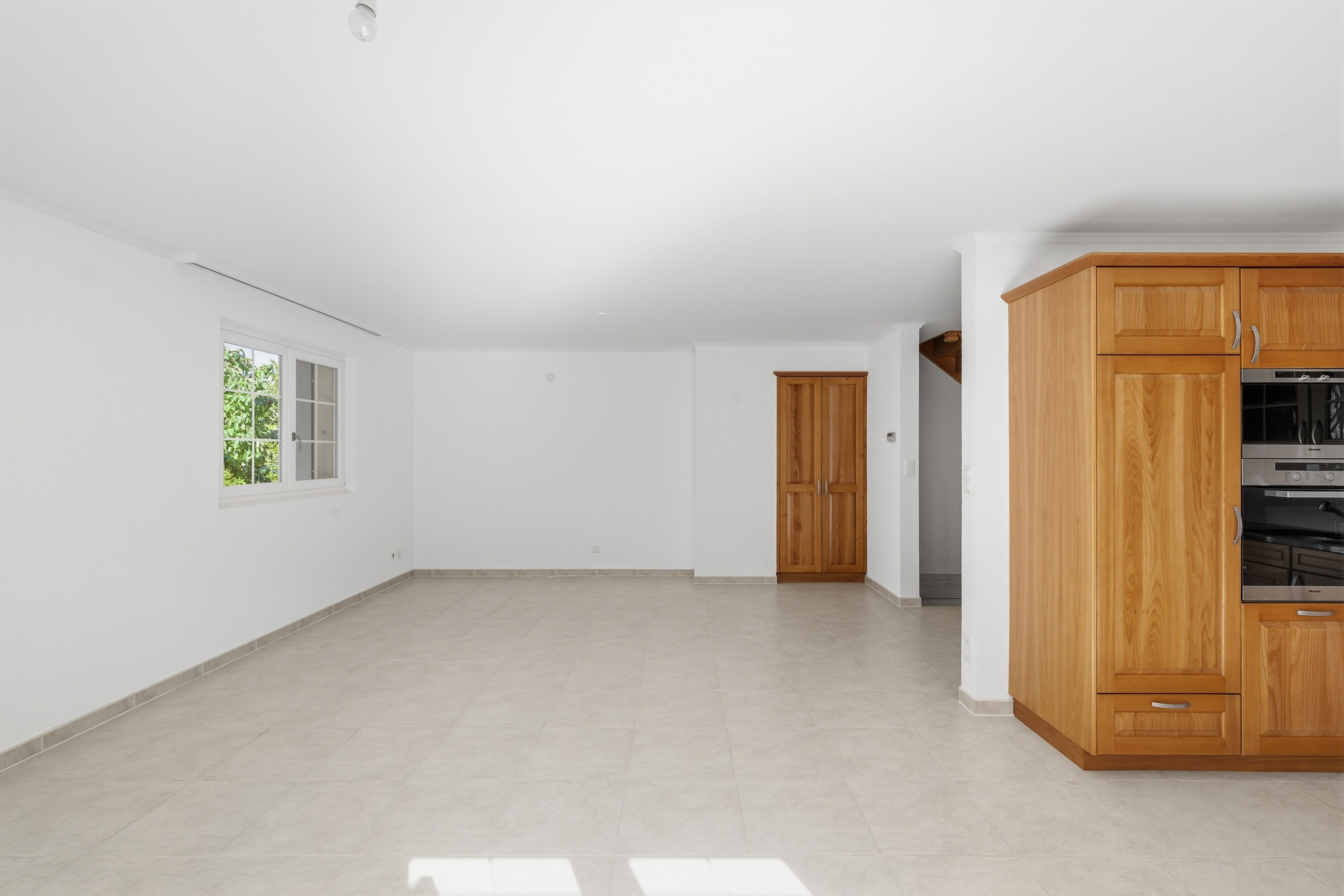 Interior view 4