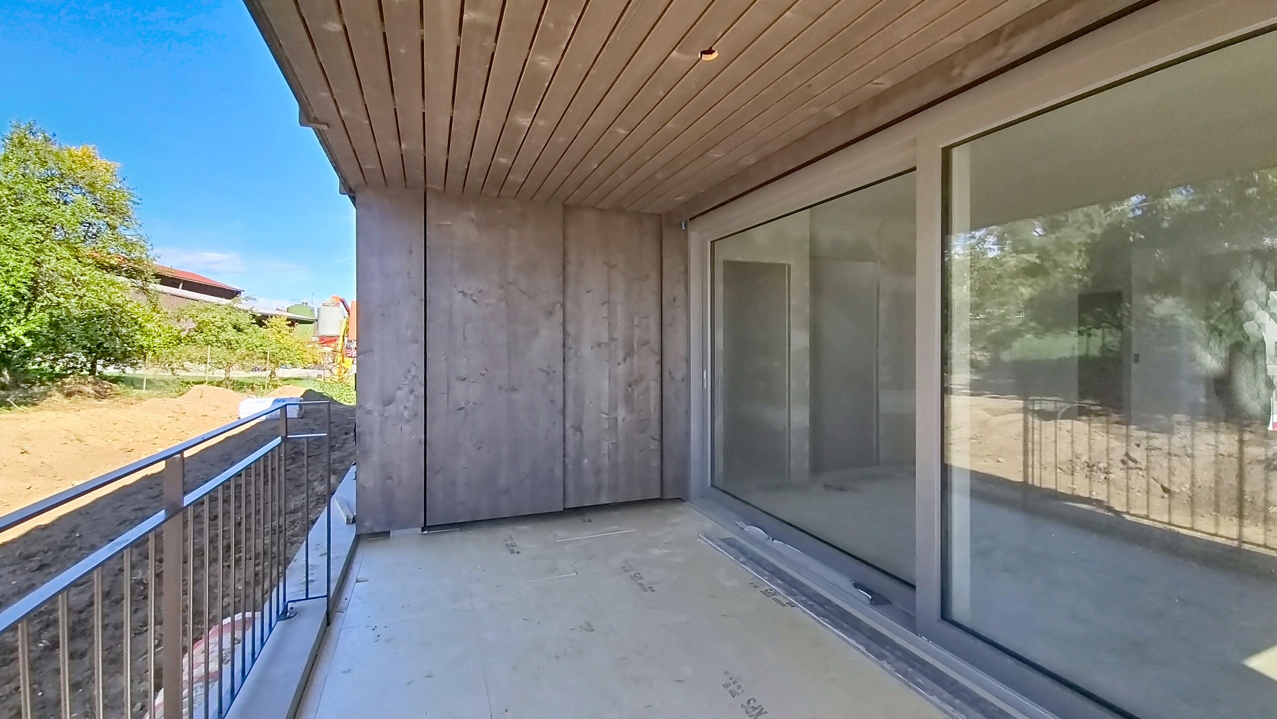 Exterior view 1