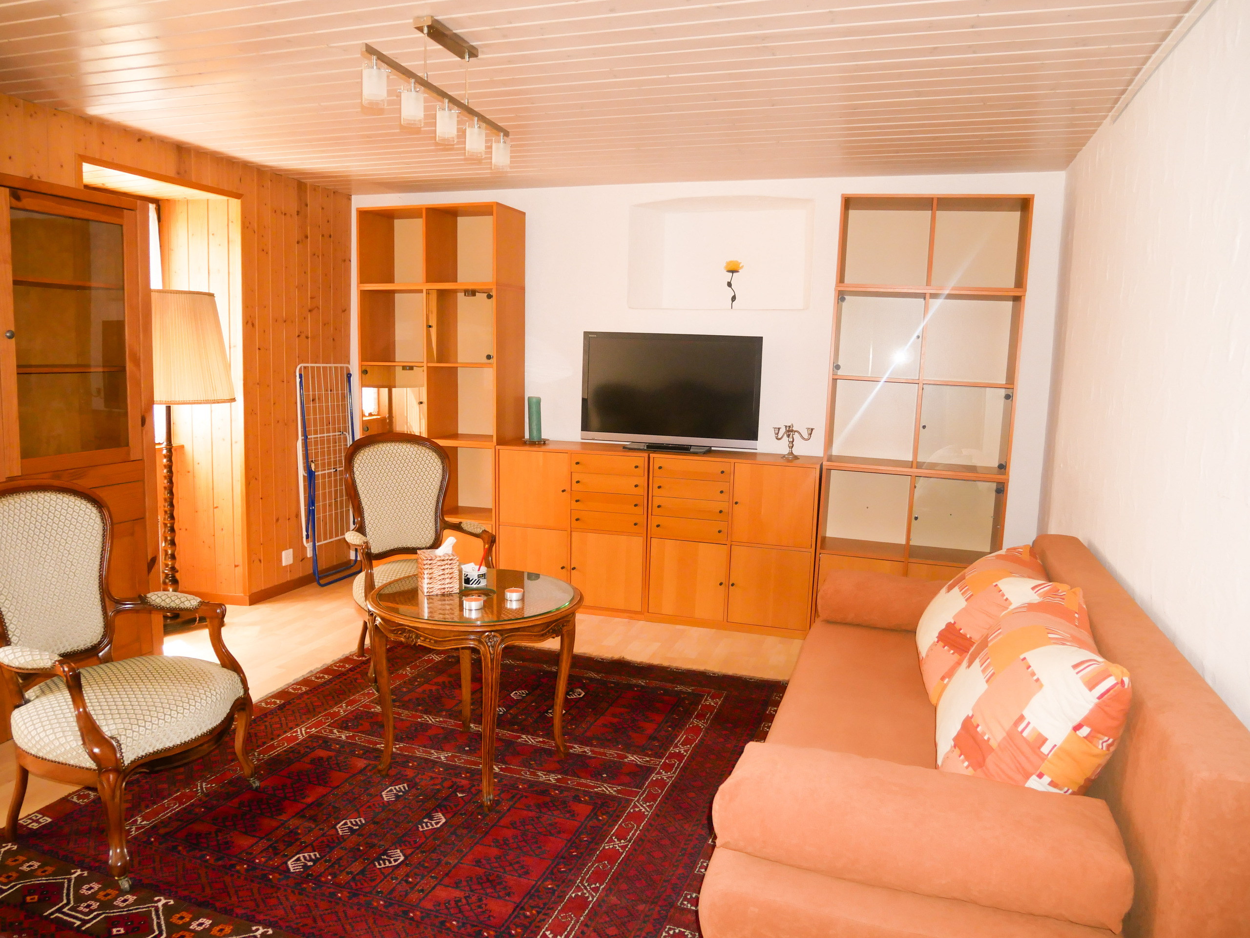 Interior view 7