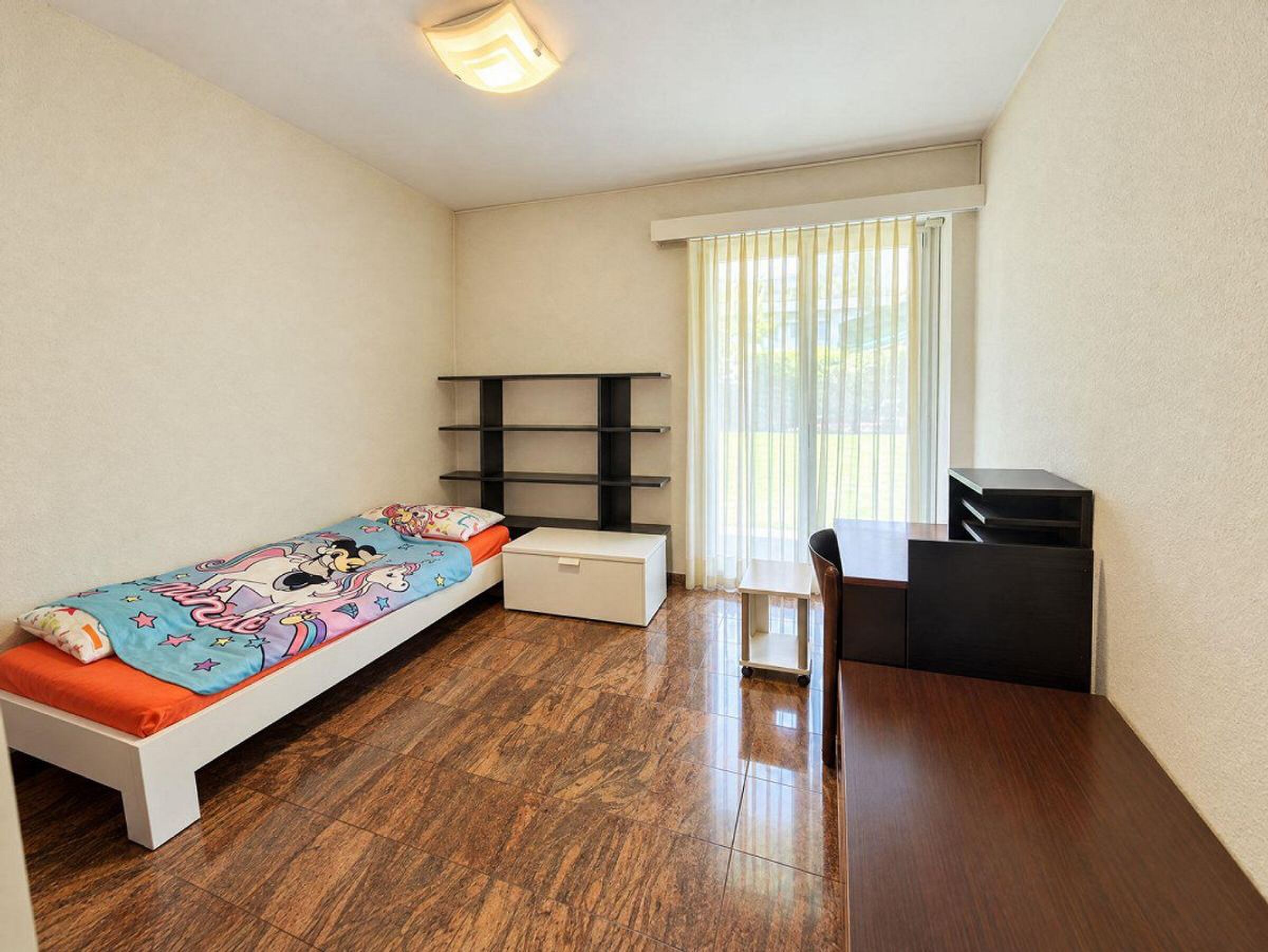 Photo 5