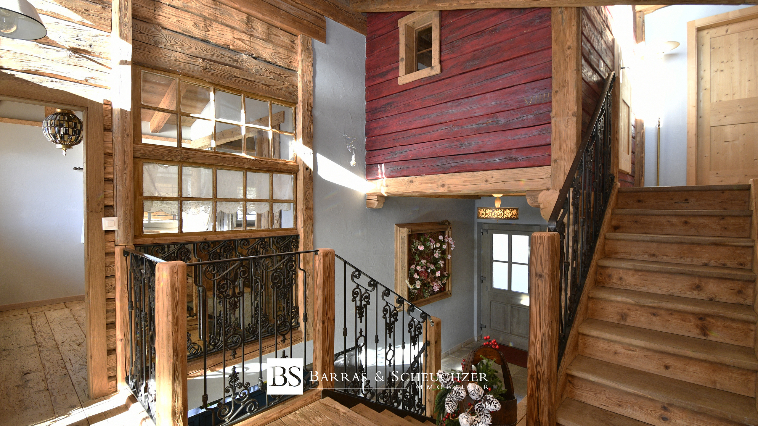 LOT 1 - Distribution